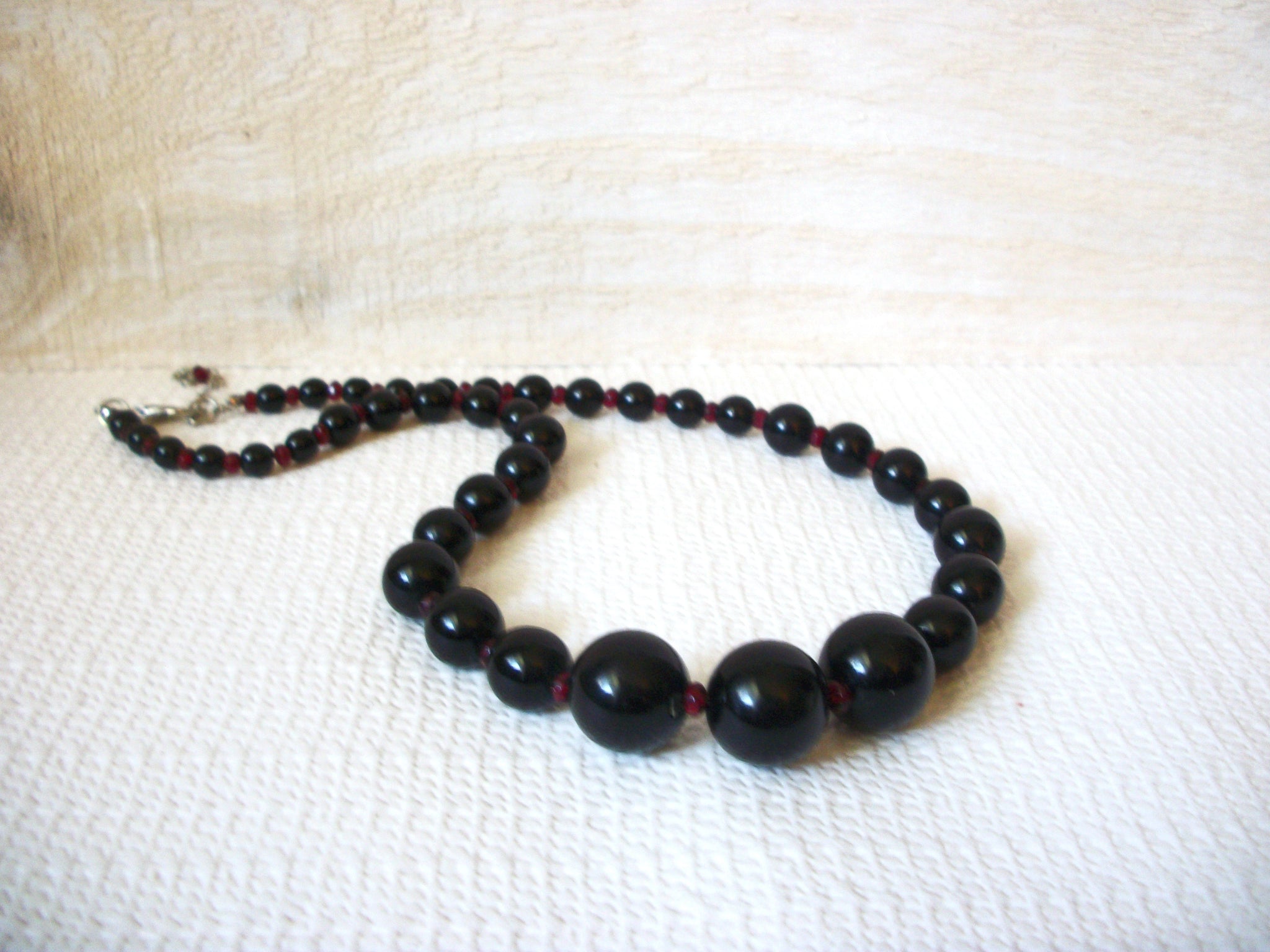Retro Black Necklace 50220