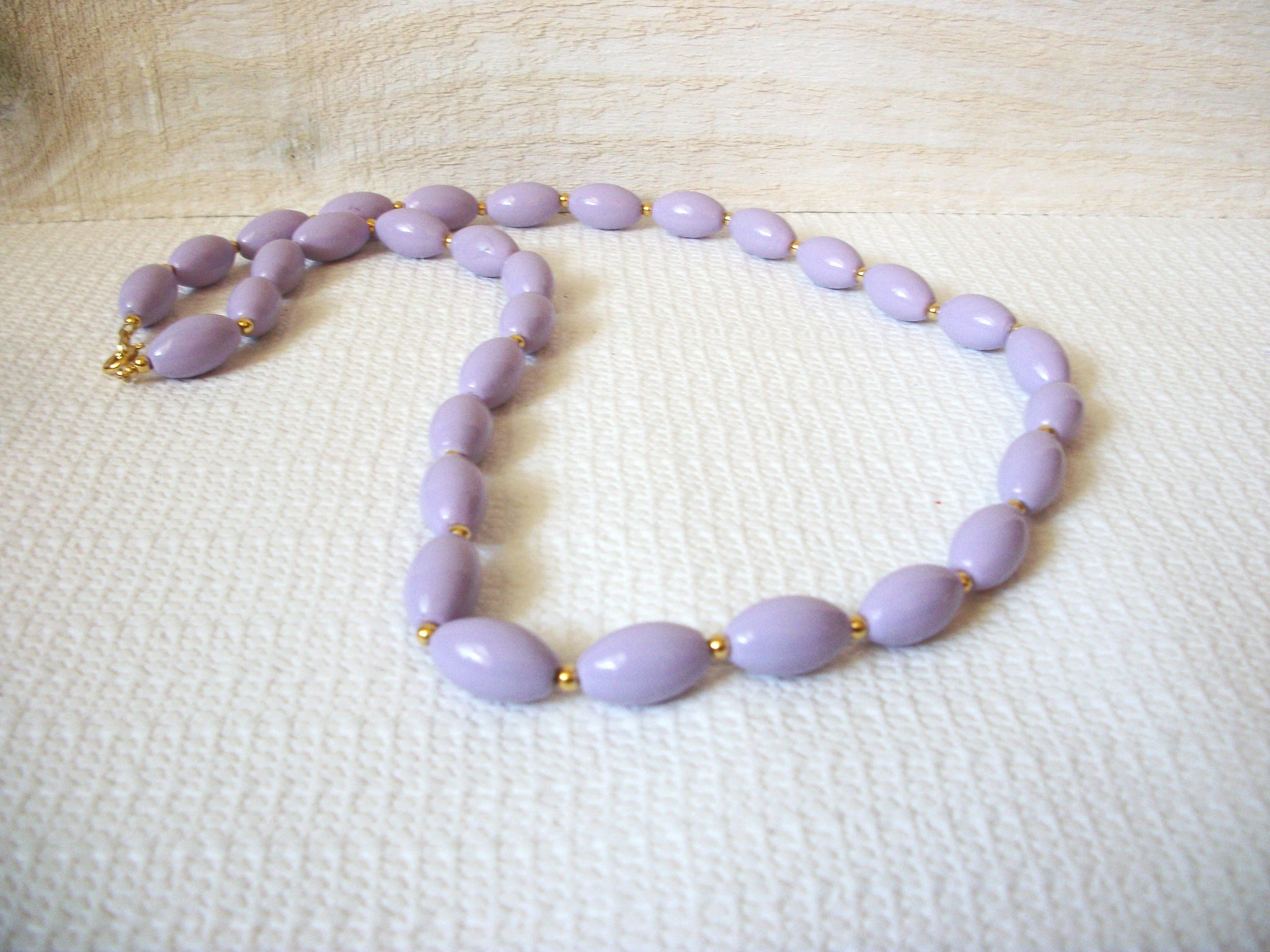 Retro Pale Lilac Necklace 50220