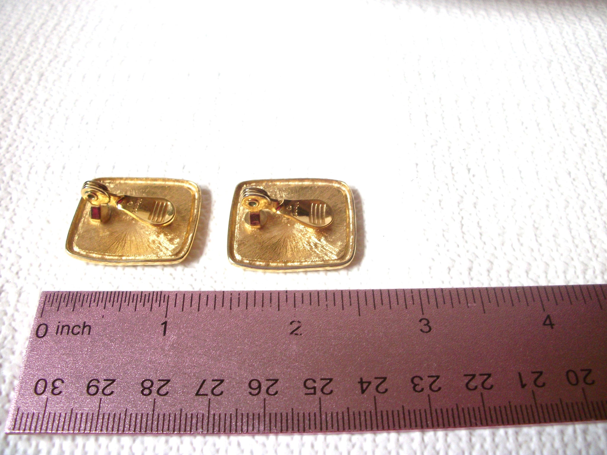 MONET Vintage Clip On Earrings 71116