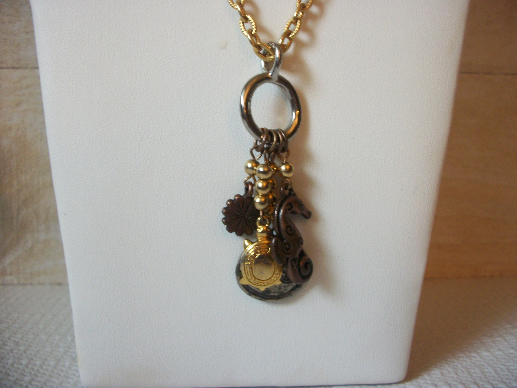 Retro Seahorse Necklace 50620