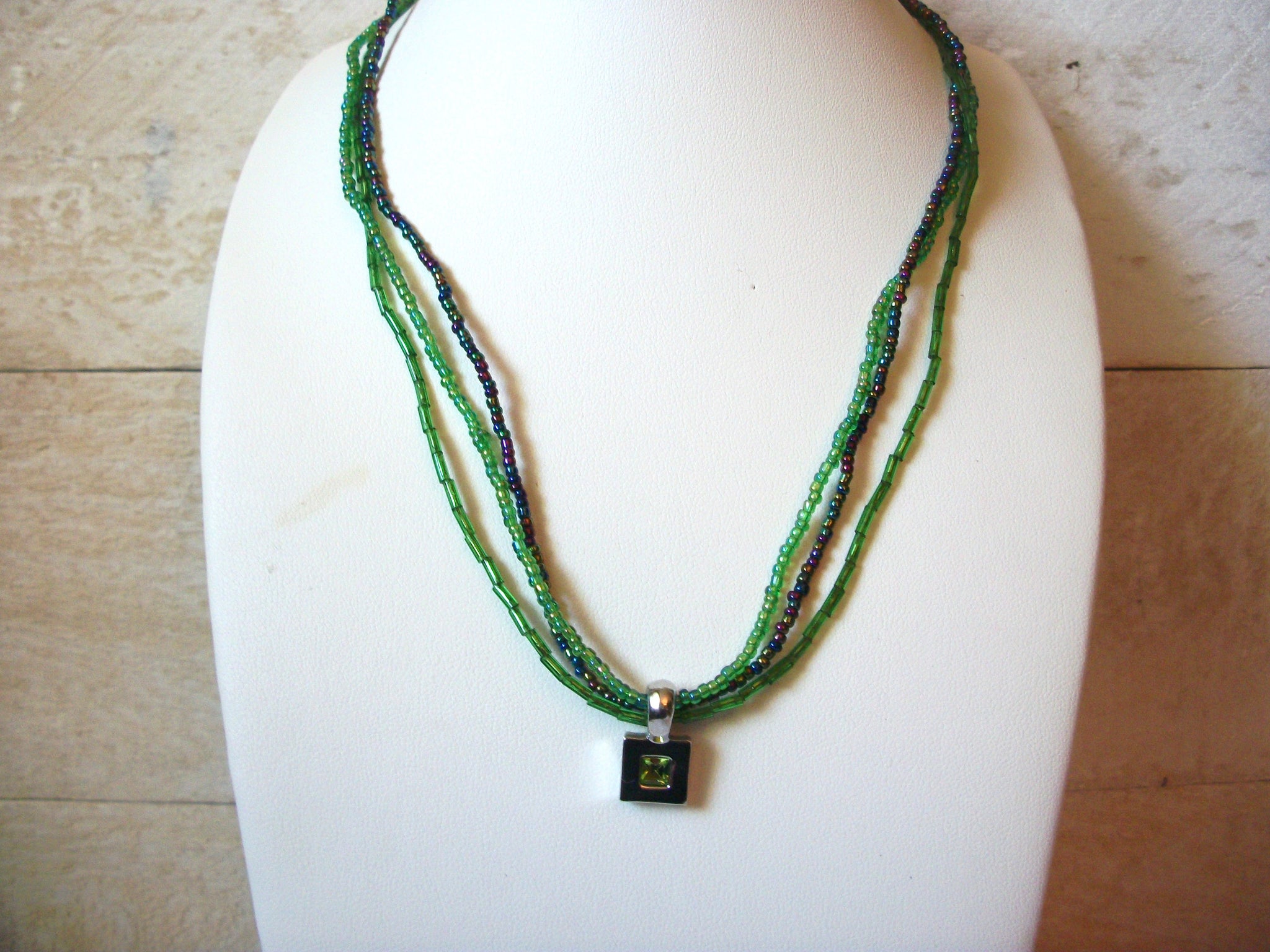 Vintage LIA Glass Necklace 50720
