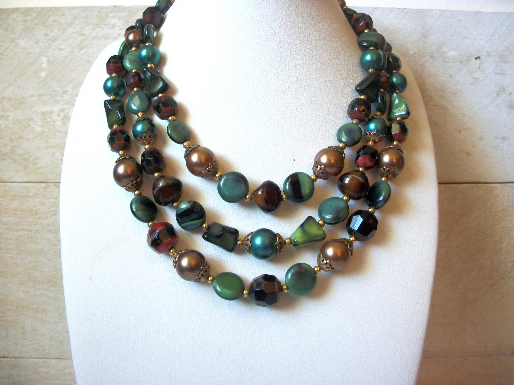 TRIFARI Vintage Glass Necklace 50720