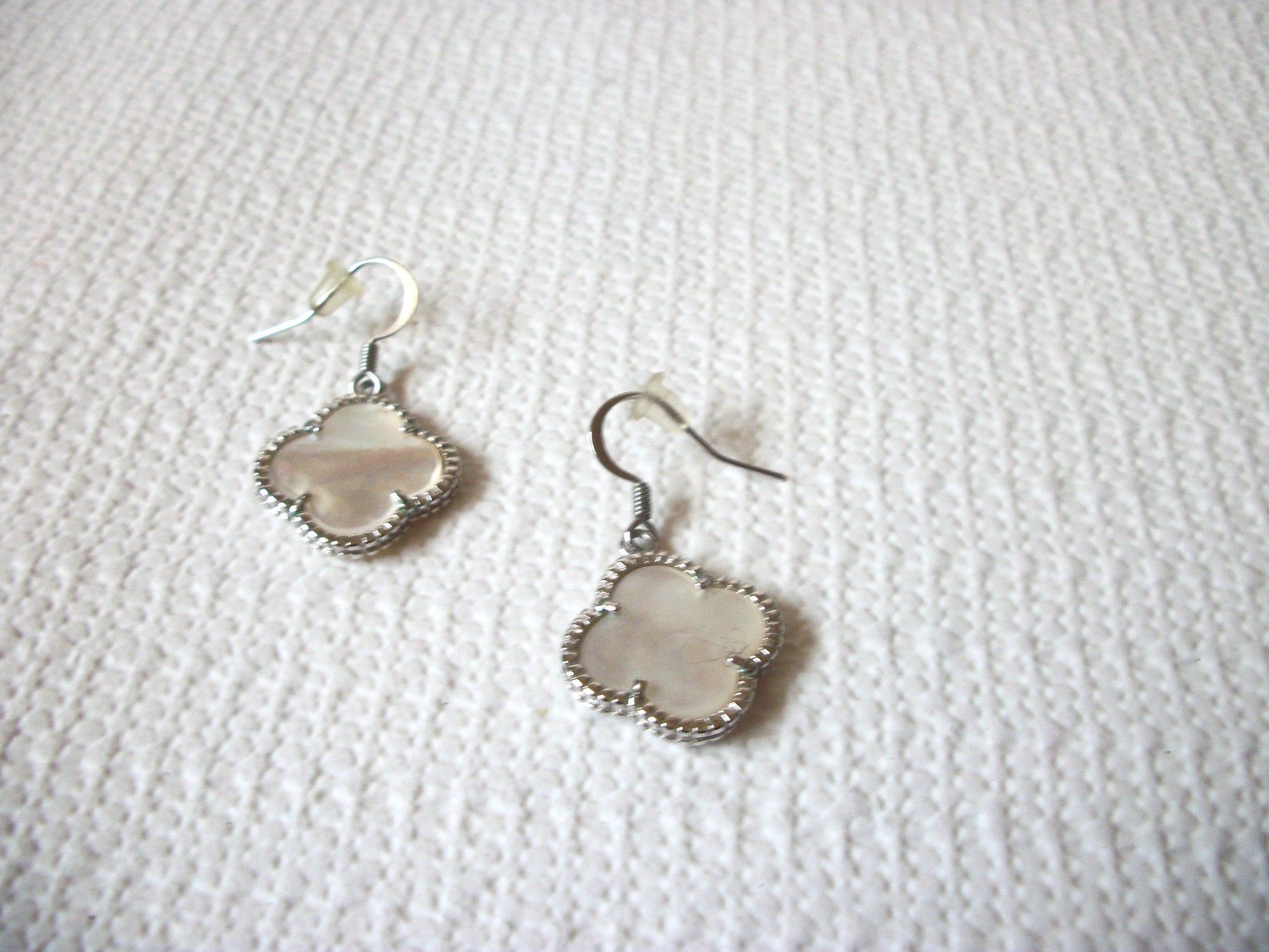 Vintage Mother Of Pearl Earrings 71416