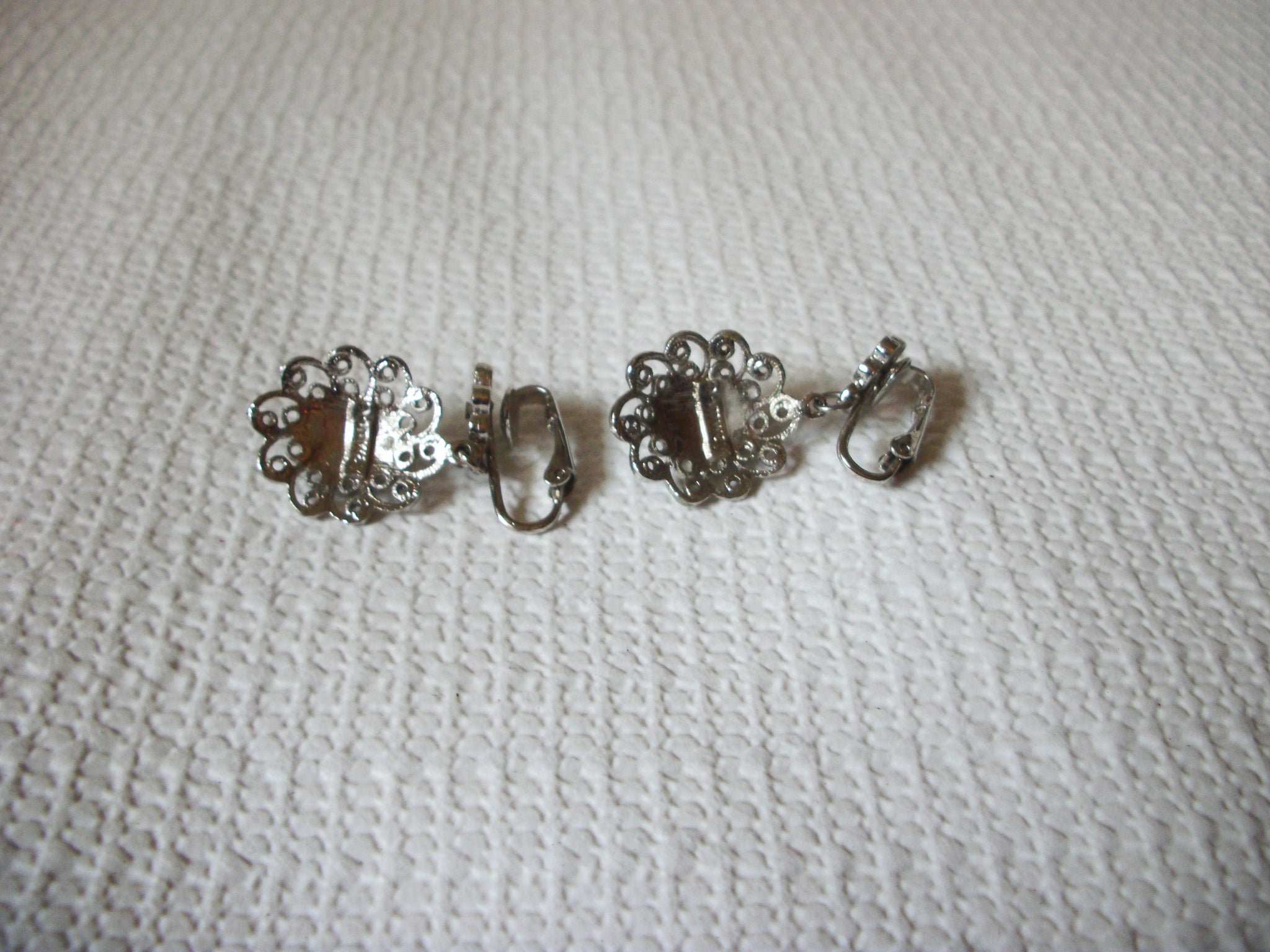 AMWAY Demi Silver Tone Black Onyx FILIGREE Flower Earrings 50820