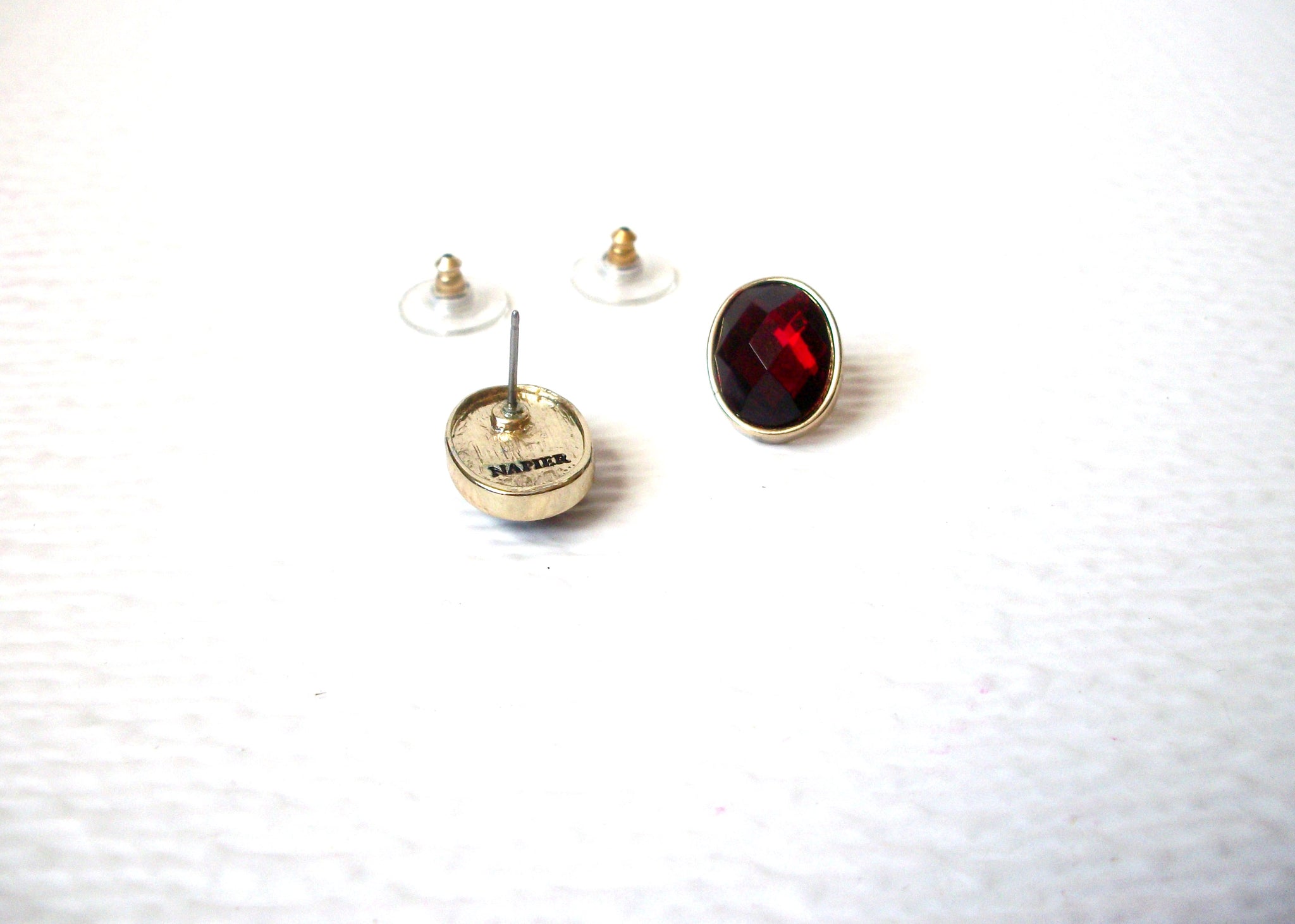 Vintage NAPIER Gold Red Stud Earrings 111720