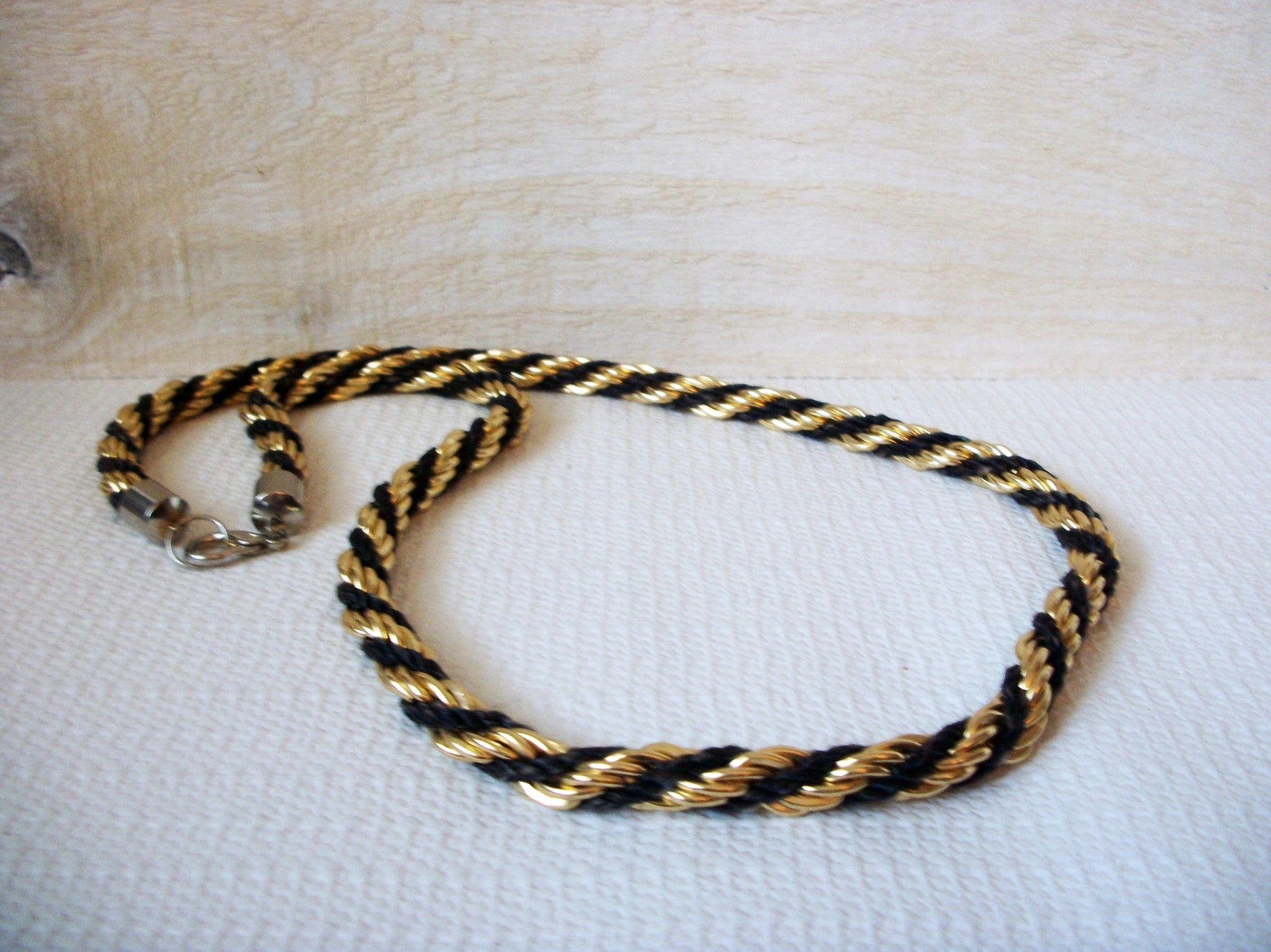 Vintage Black Gold Necklace 51120