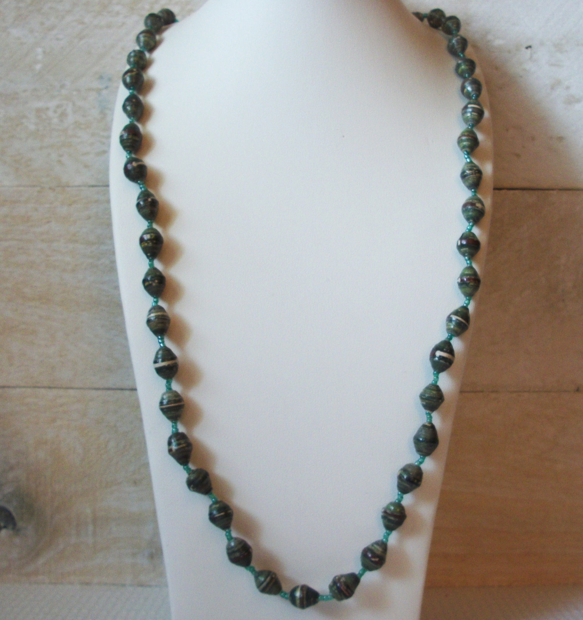 African Papaer Beads Necklace 51020