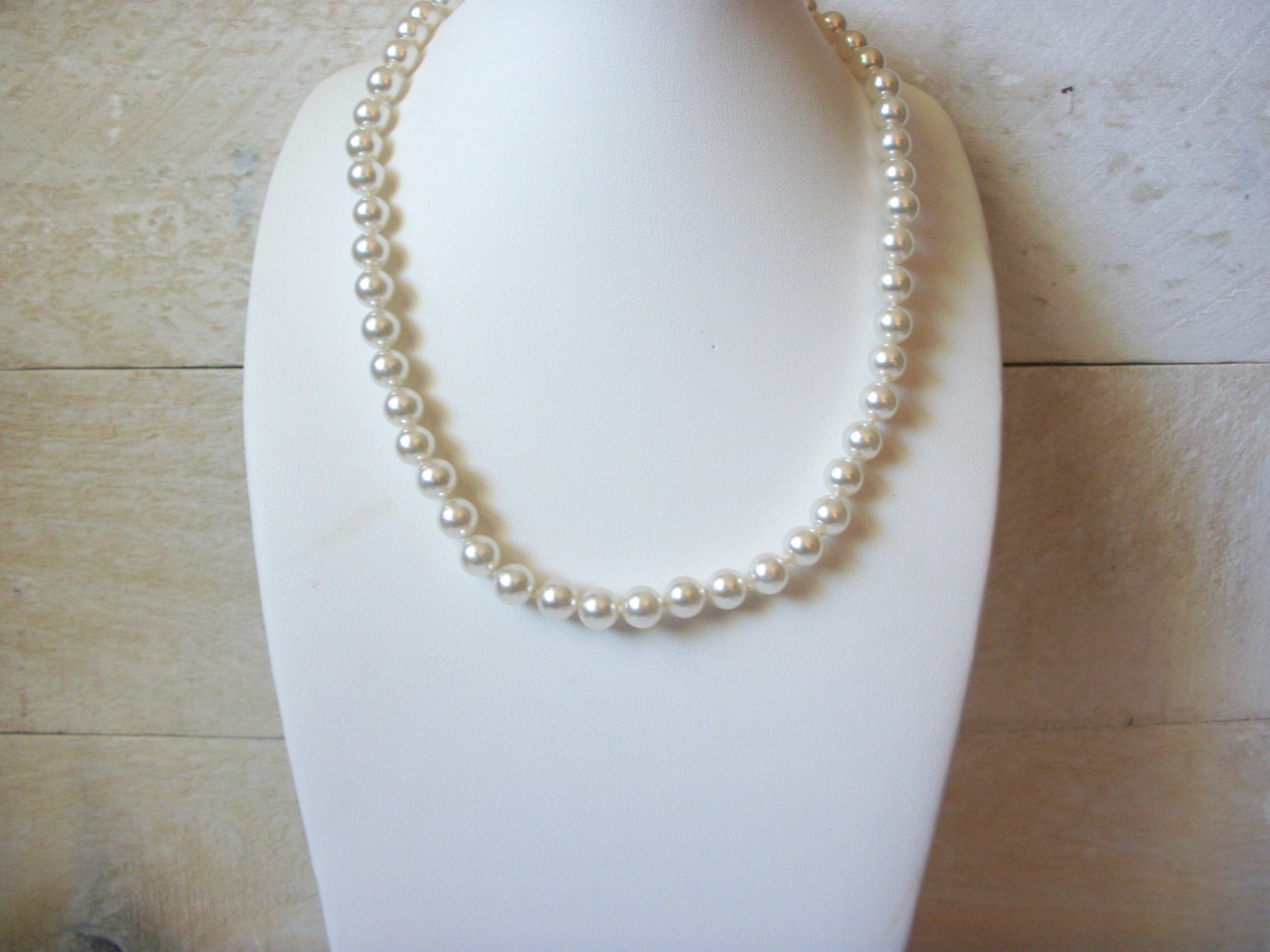 Vintage Glass Pearl Necklace 51120