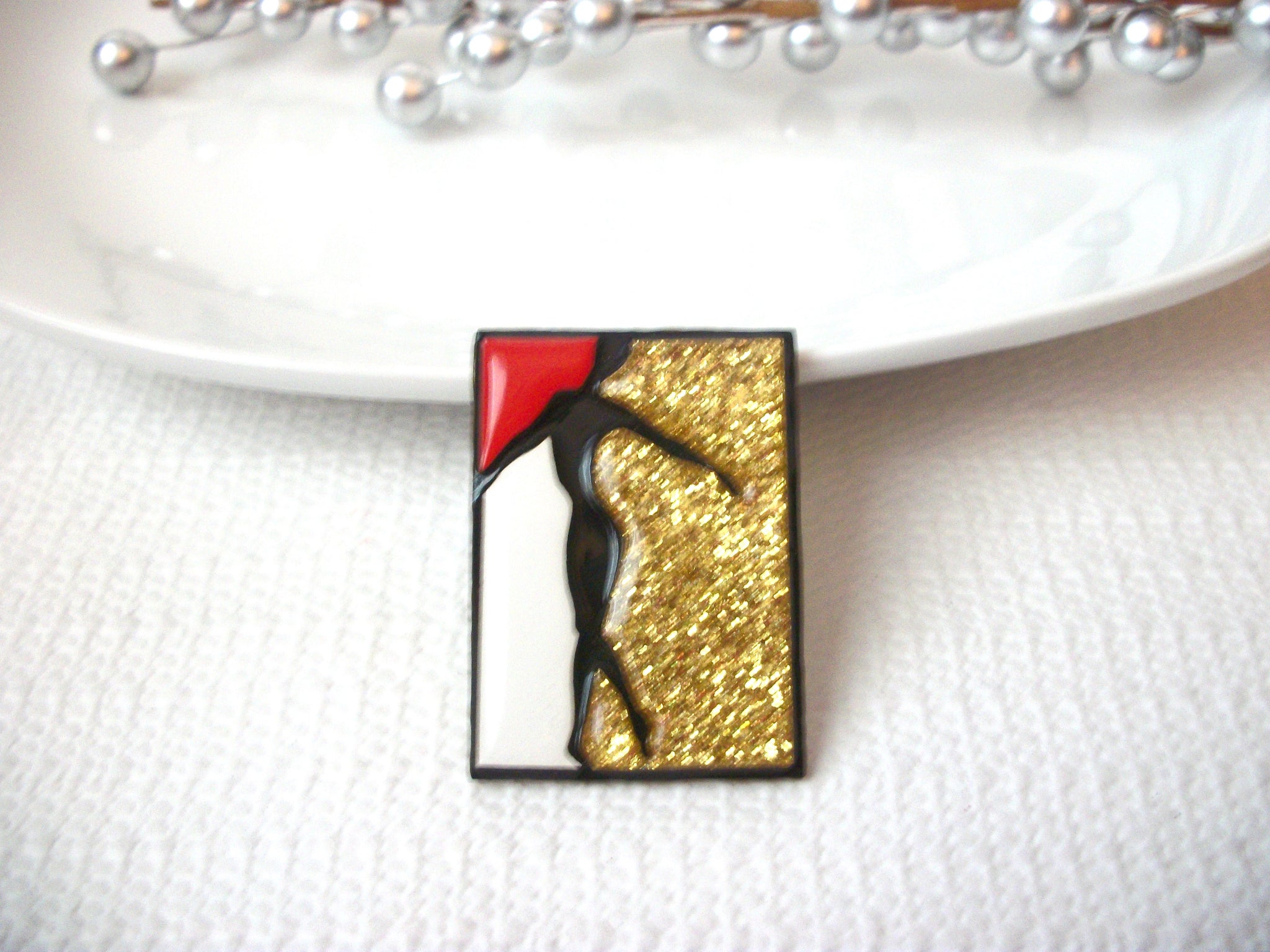 Rare Lucinda Designs Pins 10416