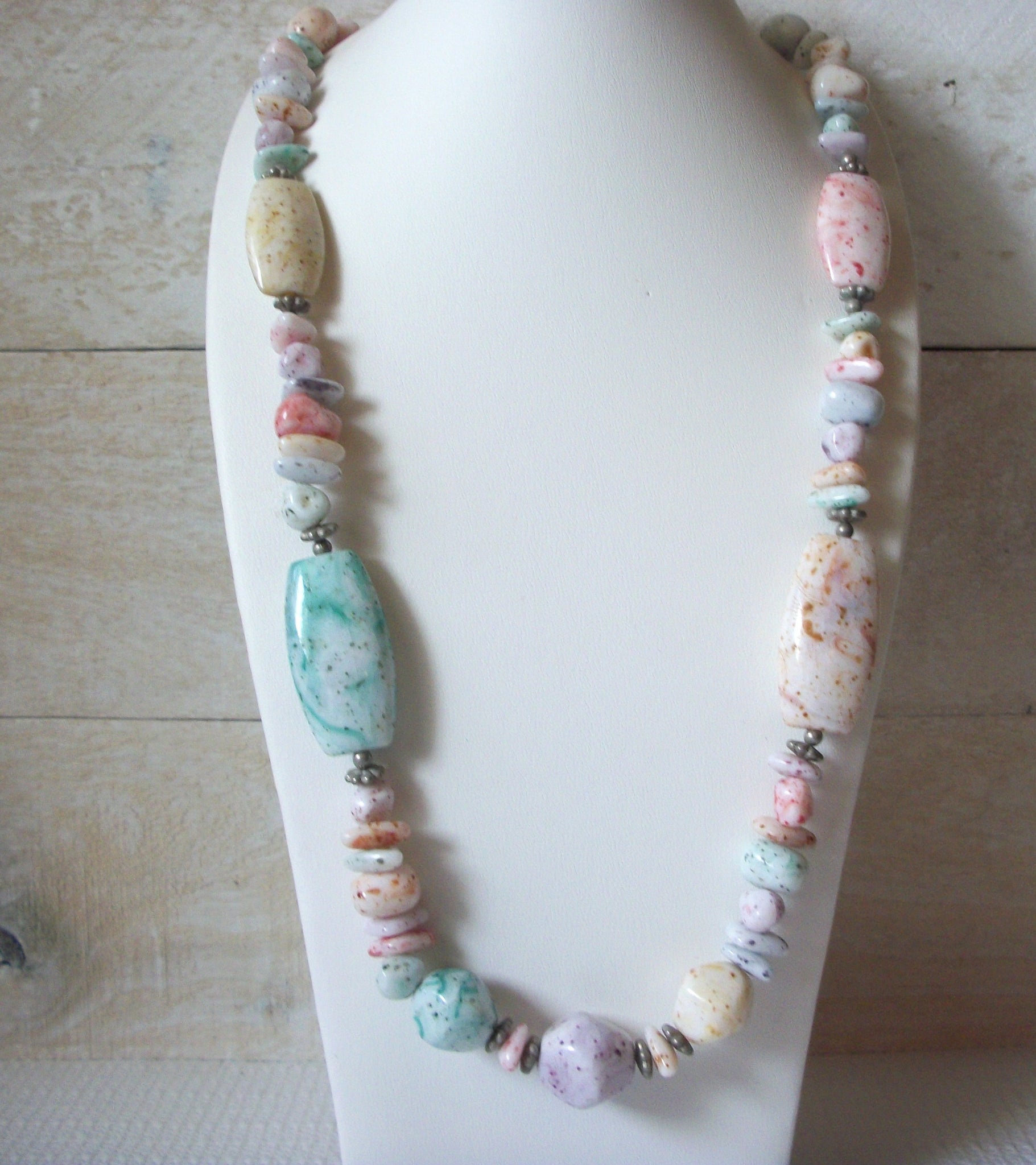 Retro Marbleized Pastels Necklace 51220