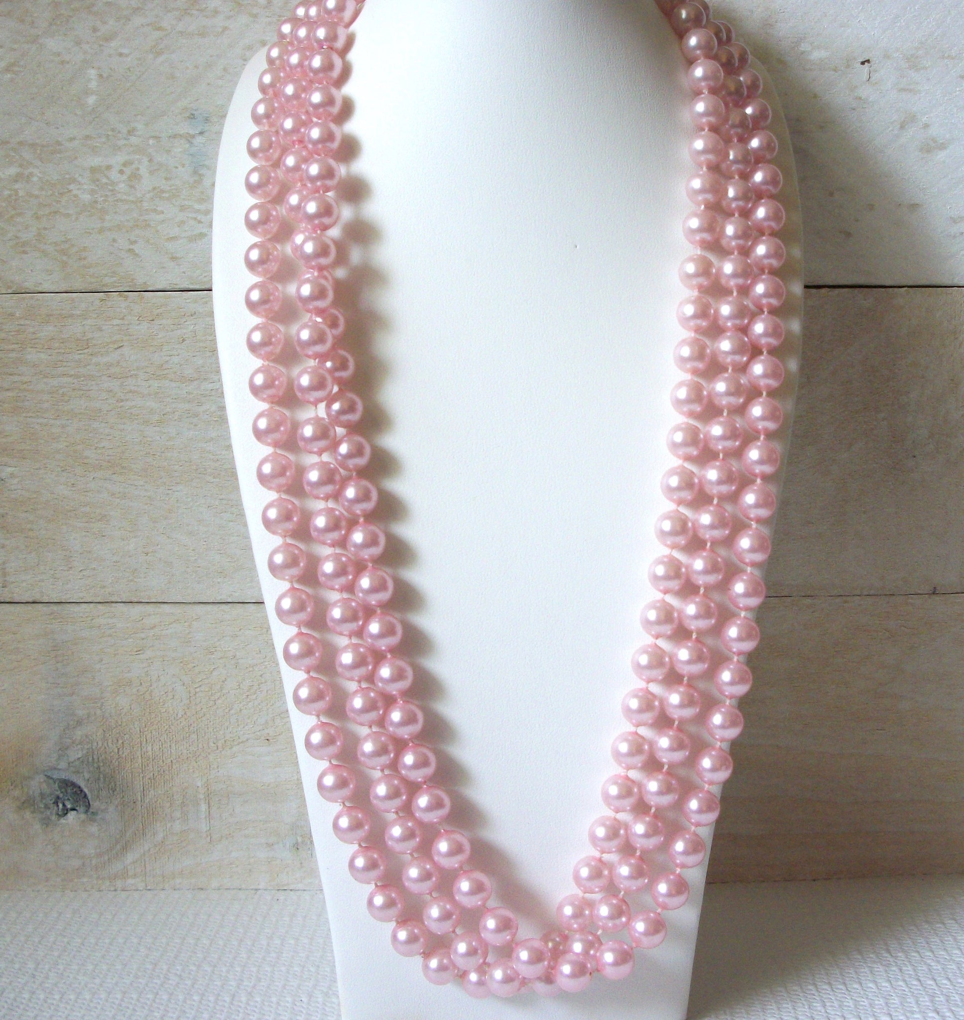 Retro Pink Theater Faux Pearl Necklace 88 Inch 51220