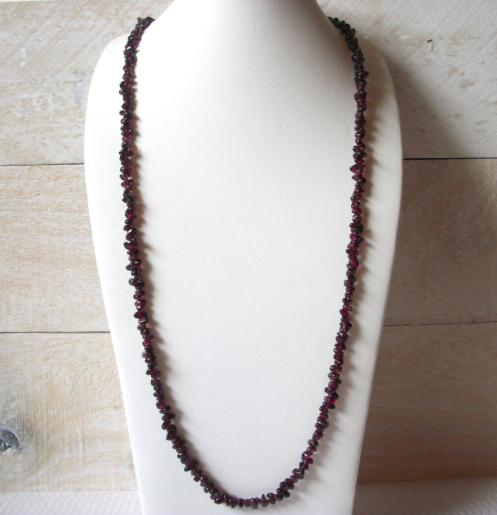 Vintage Plum Glass Stones Necklace 51420