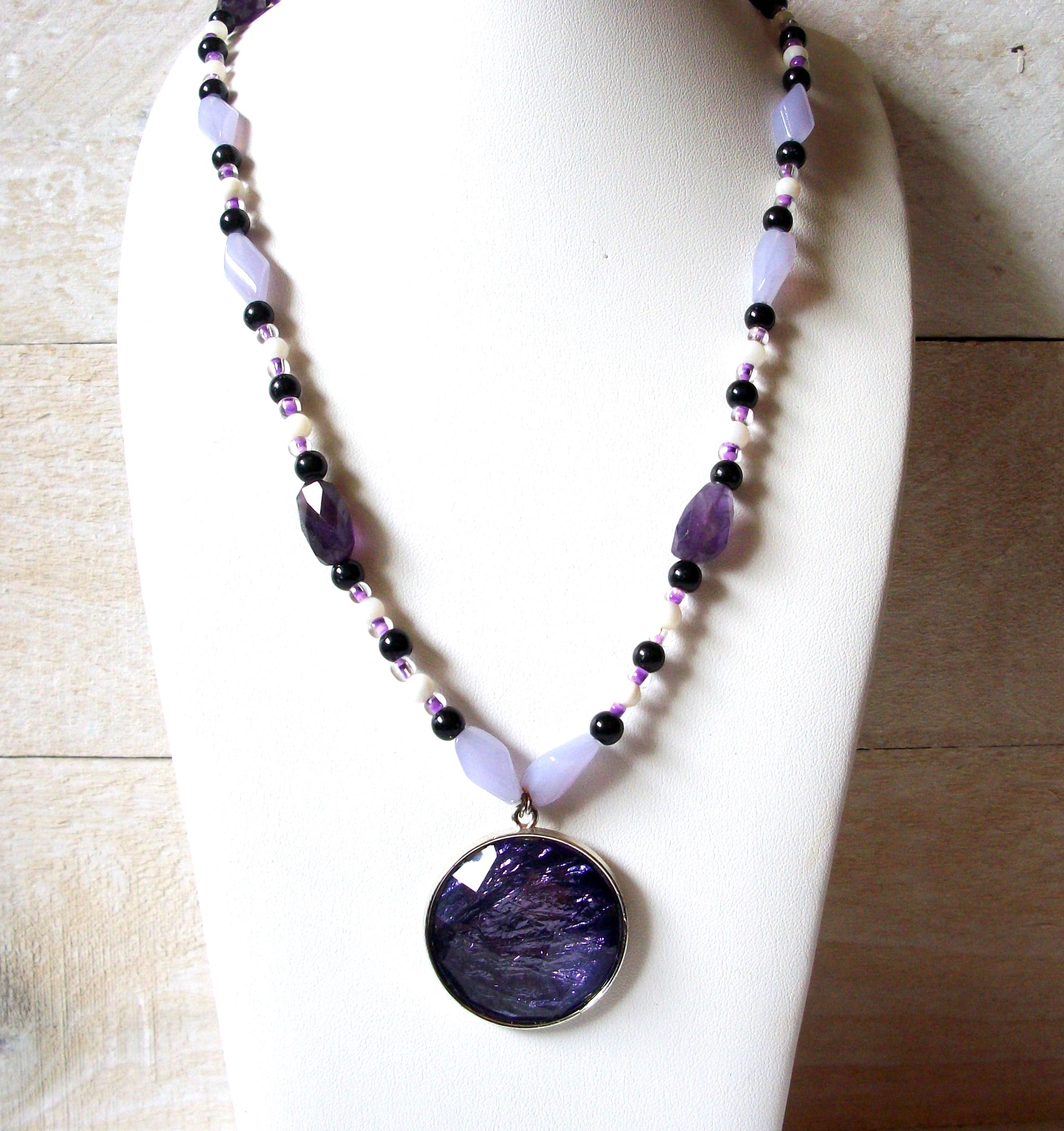 Retro Purple Lavender White Glass Necklace 51420
