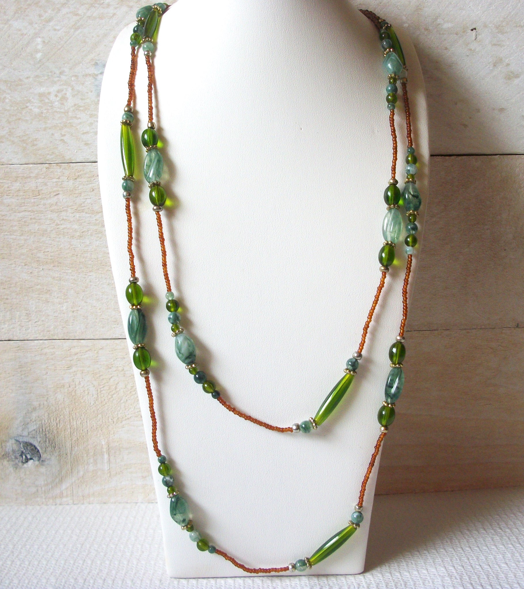 Retro Lucite Beads Necklace 51420