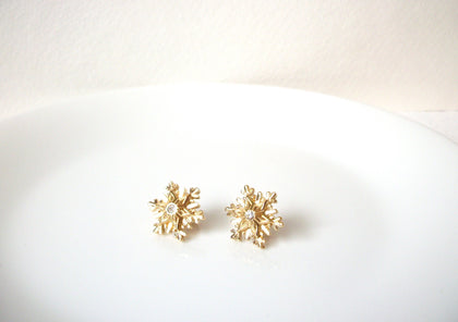 Vintage Smaller Rhinestone Snowflake Earrings 111120