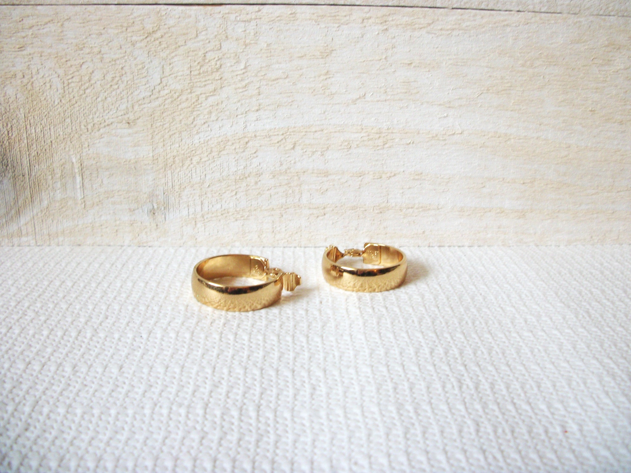MONET Hoop Earrings 51320