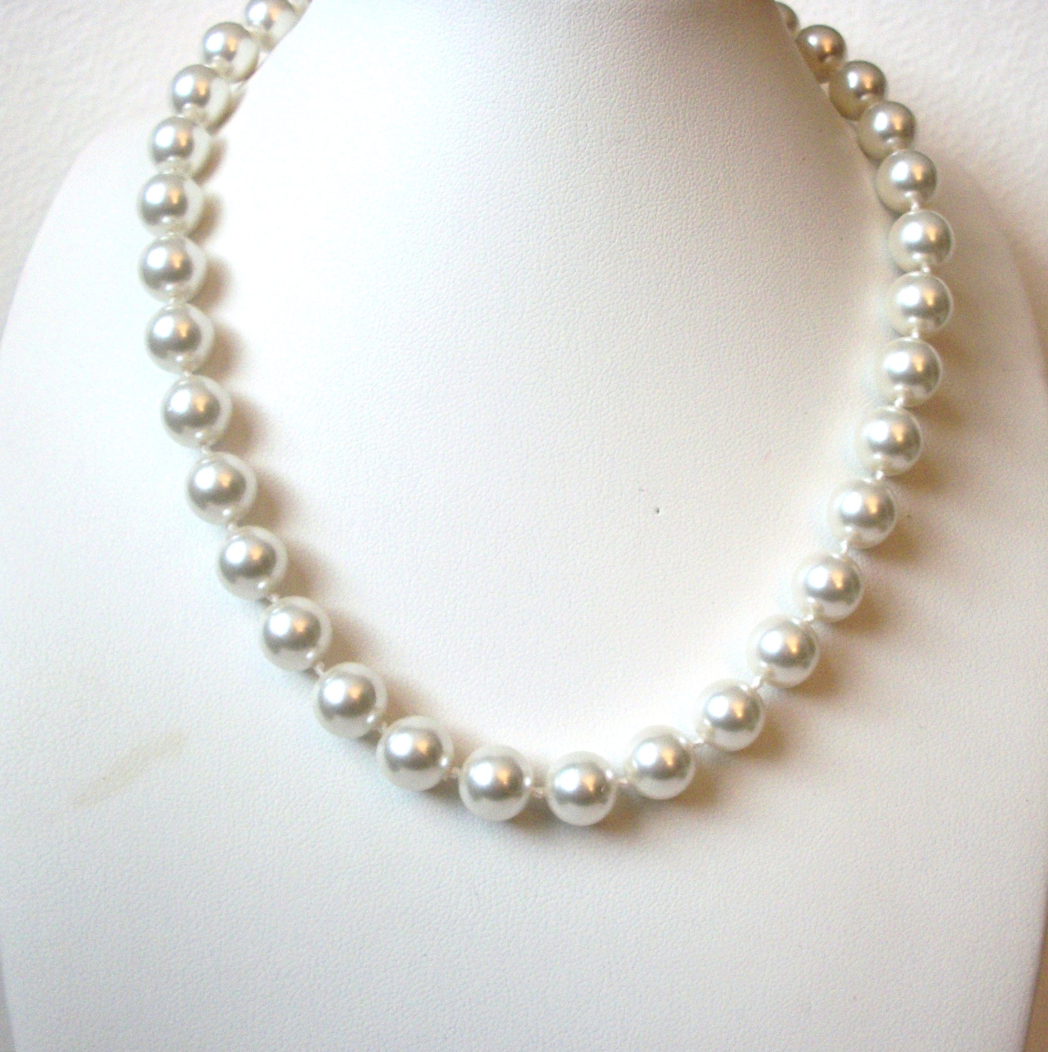 Retro Glass Pearl Necklace 111920