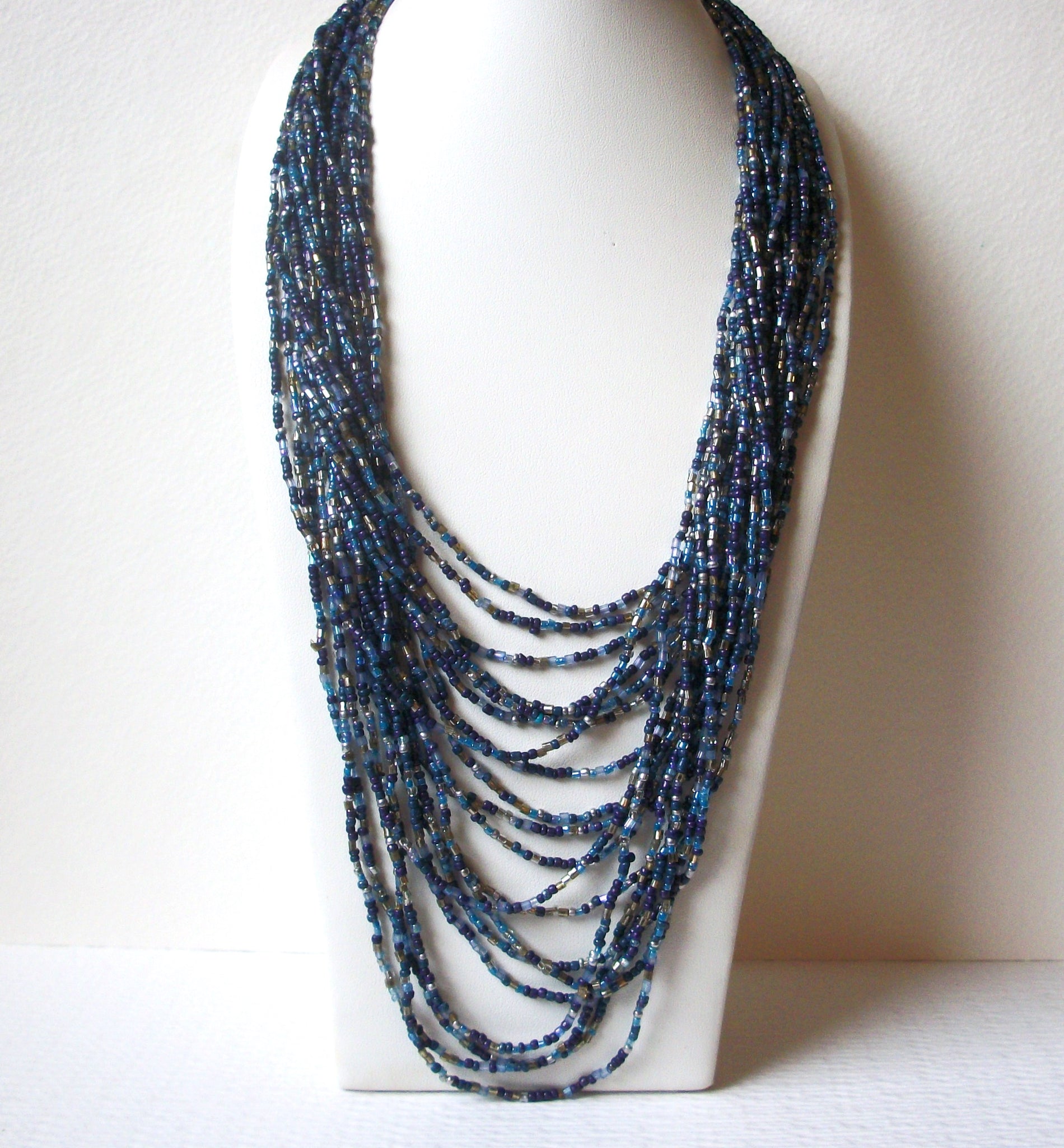 Vintage Southwestern Glass Seed Beads Necklace 112020
