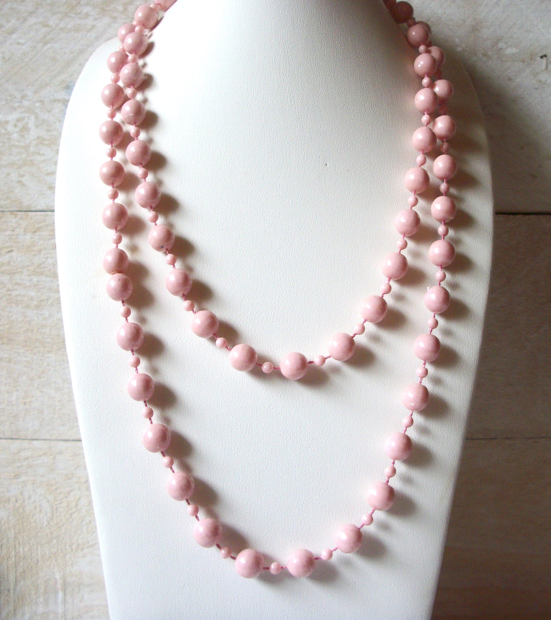 Vintage Pink Old Plastic Beads Necklace  51520