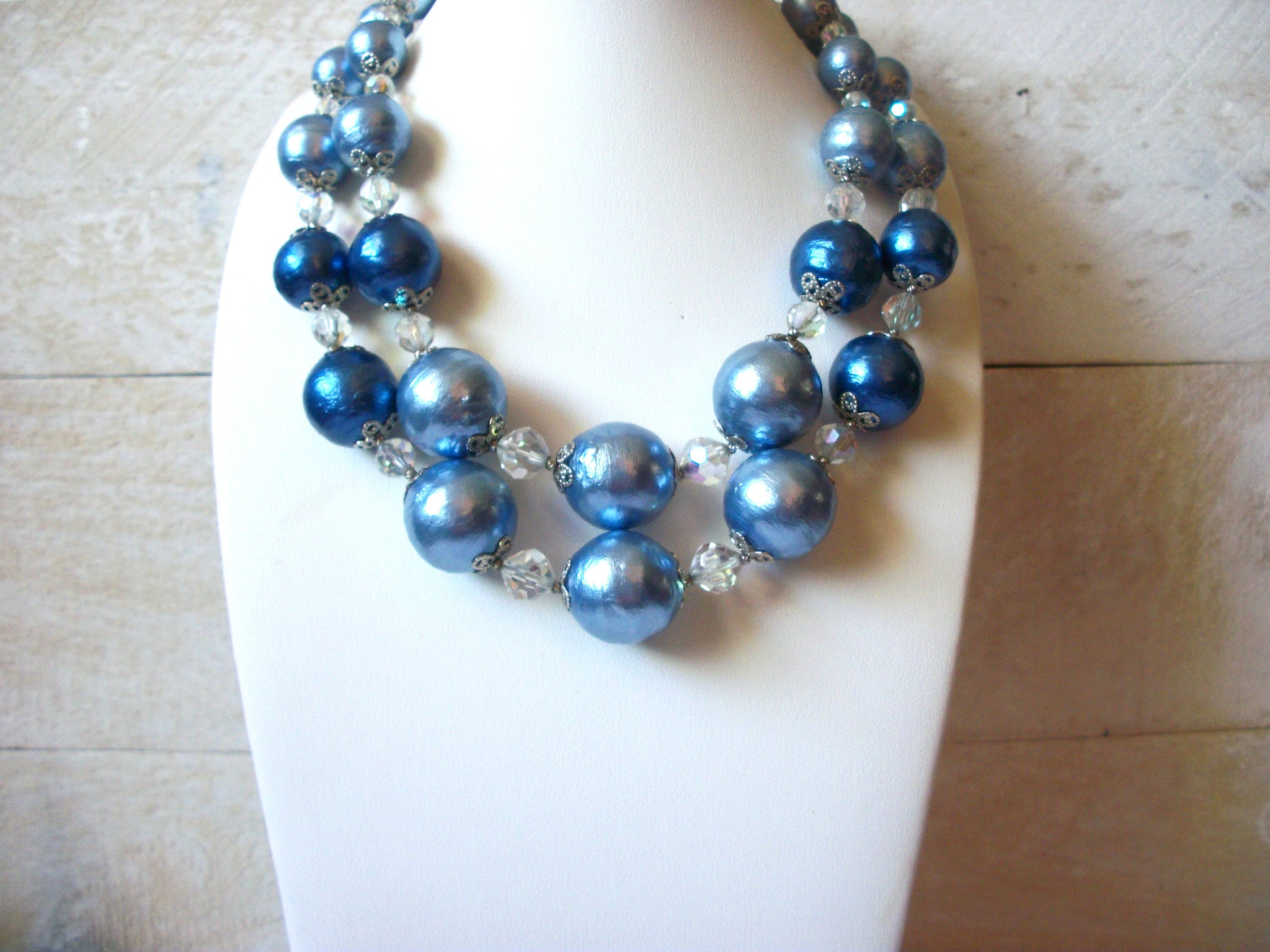 1950s Vintage Blue Shades Necklace 51620