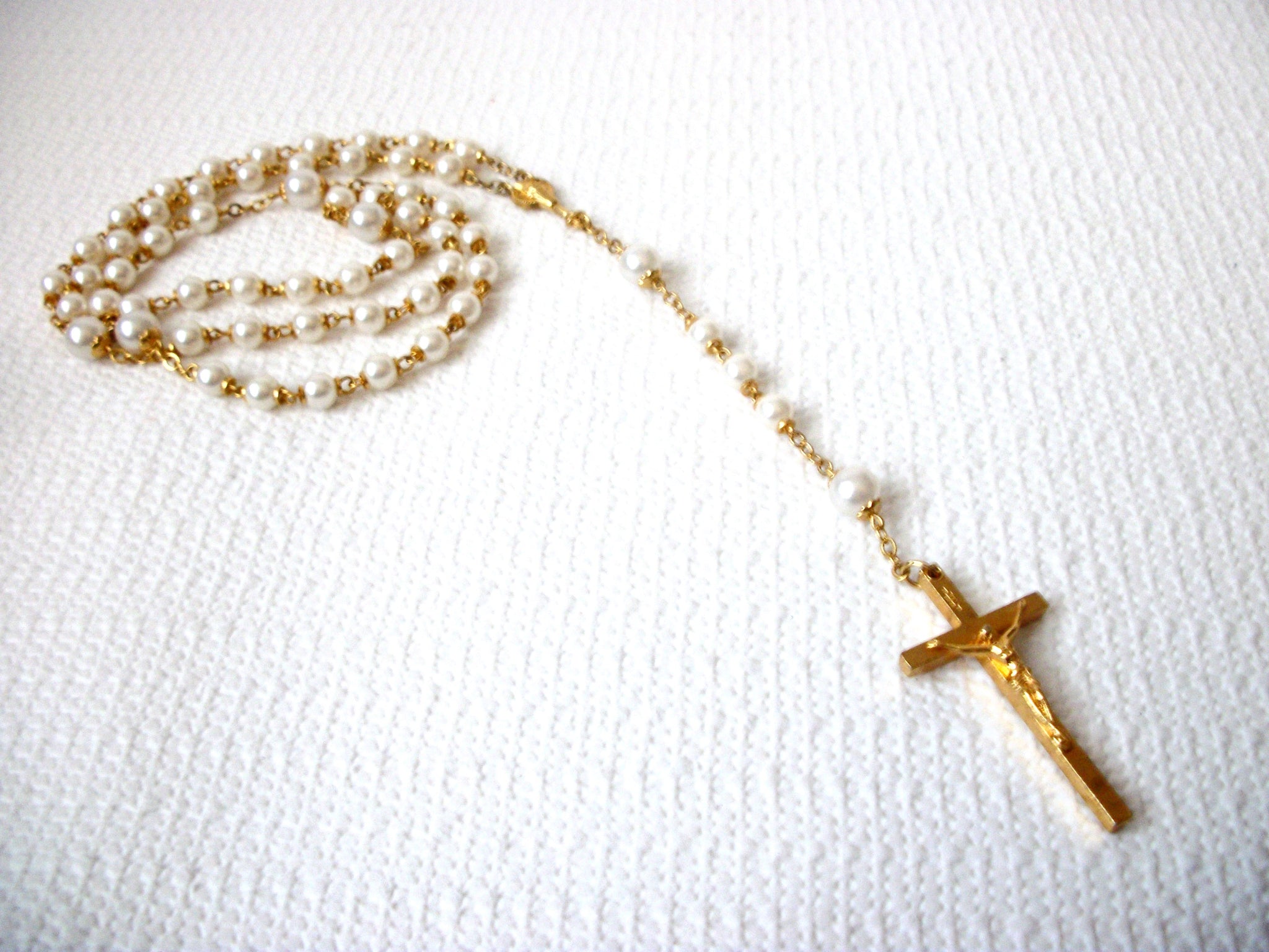 Vintage Faux Pearls Rosary 8316