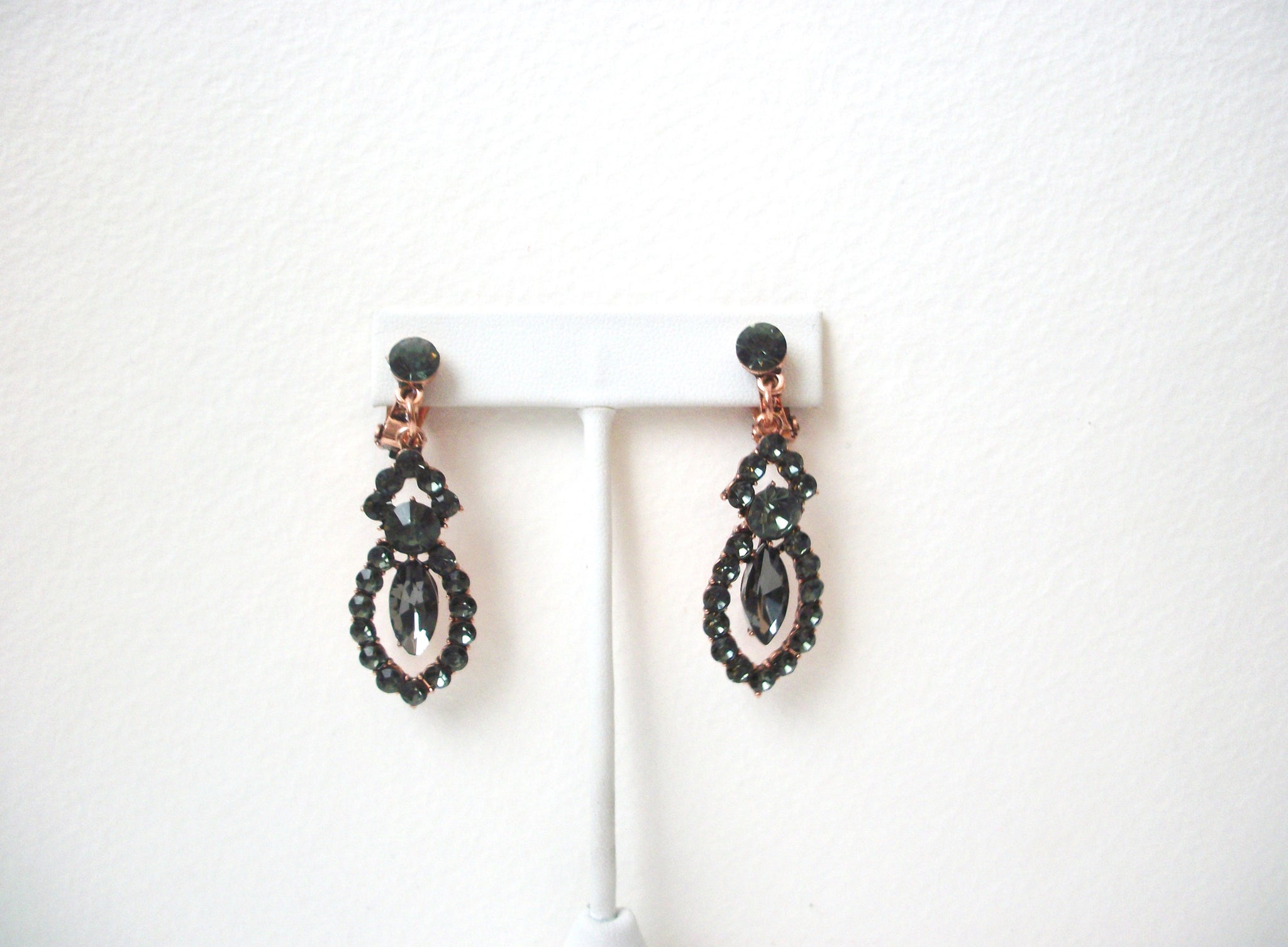 Vintage Dark Green Rhinestone Earrings 112120