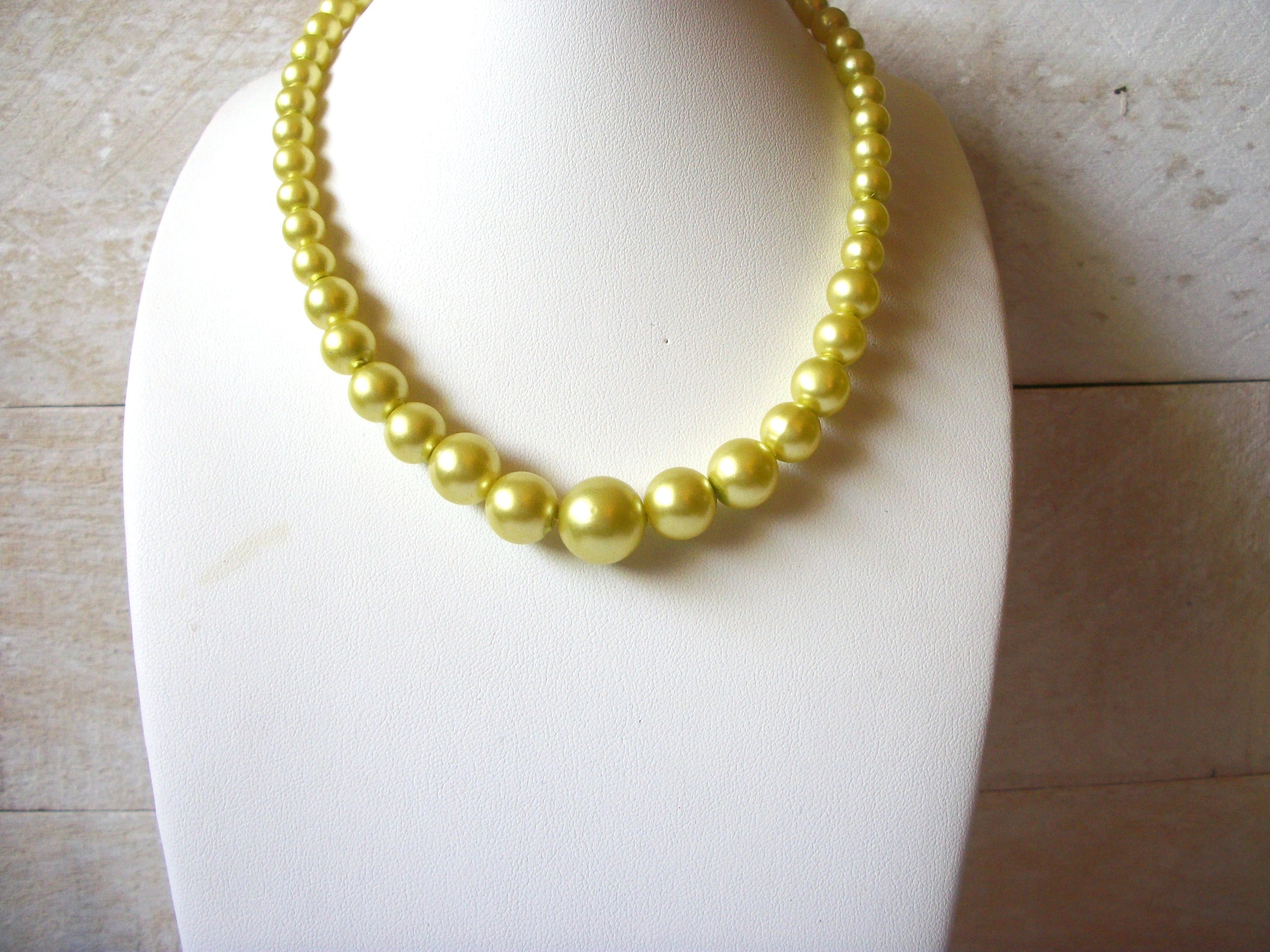 HONGKONG Lime Necklace 51720