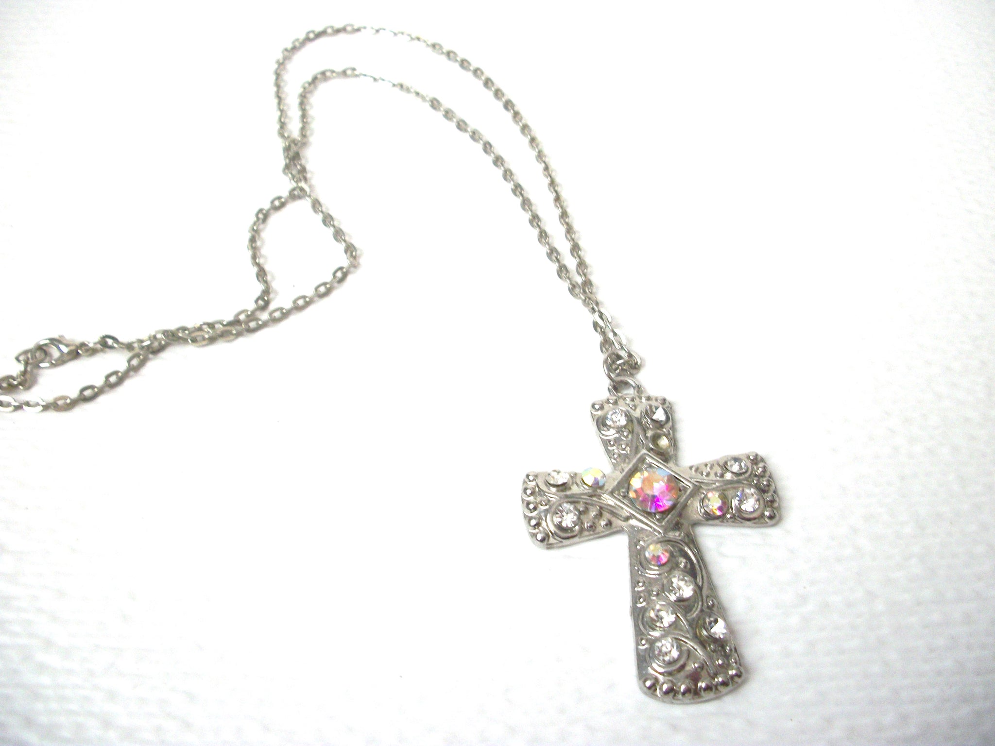 Retro Aurora Borelias Cross Necklace 112320