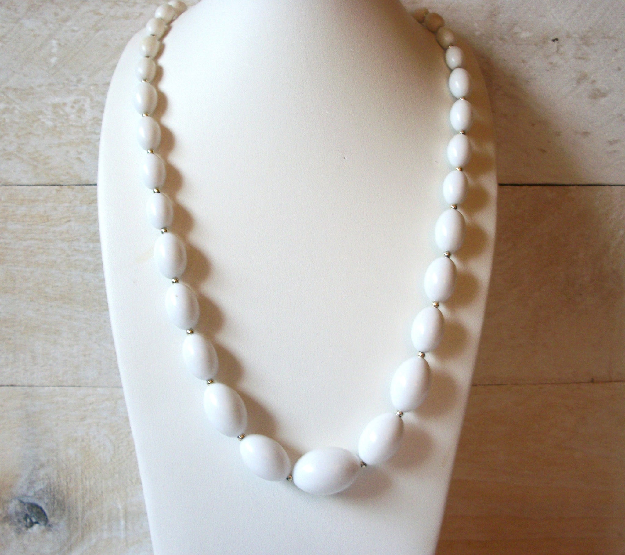 Retro White Beads Necklace 51920