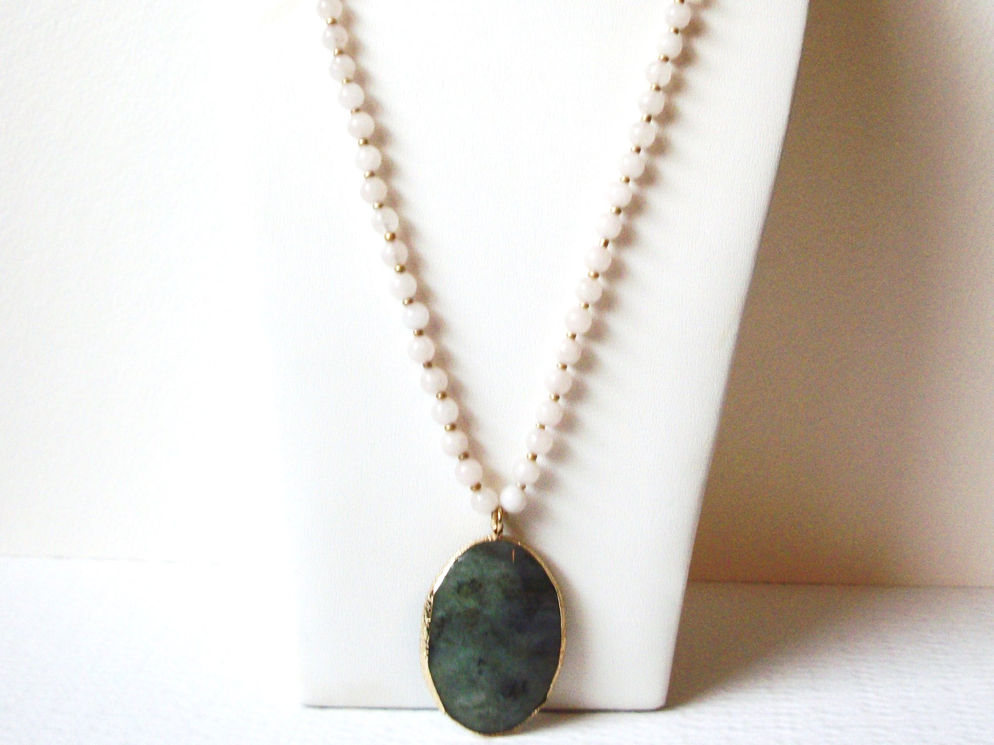 Vintage Coldwater Creek Pink Glass Stone Pendant Necklace  112520