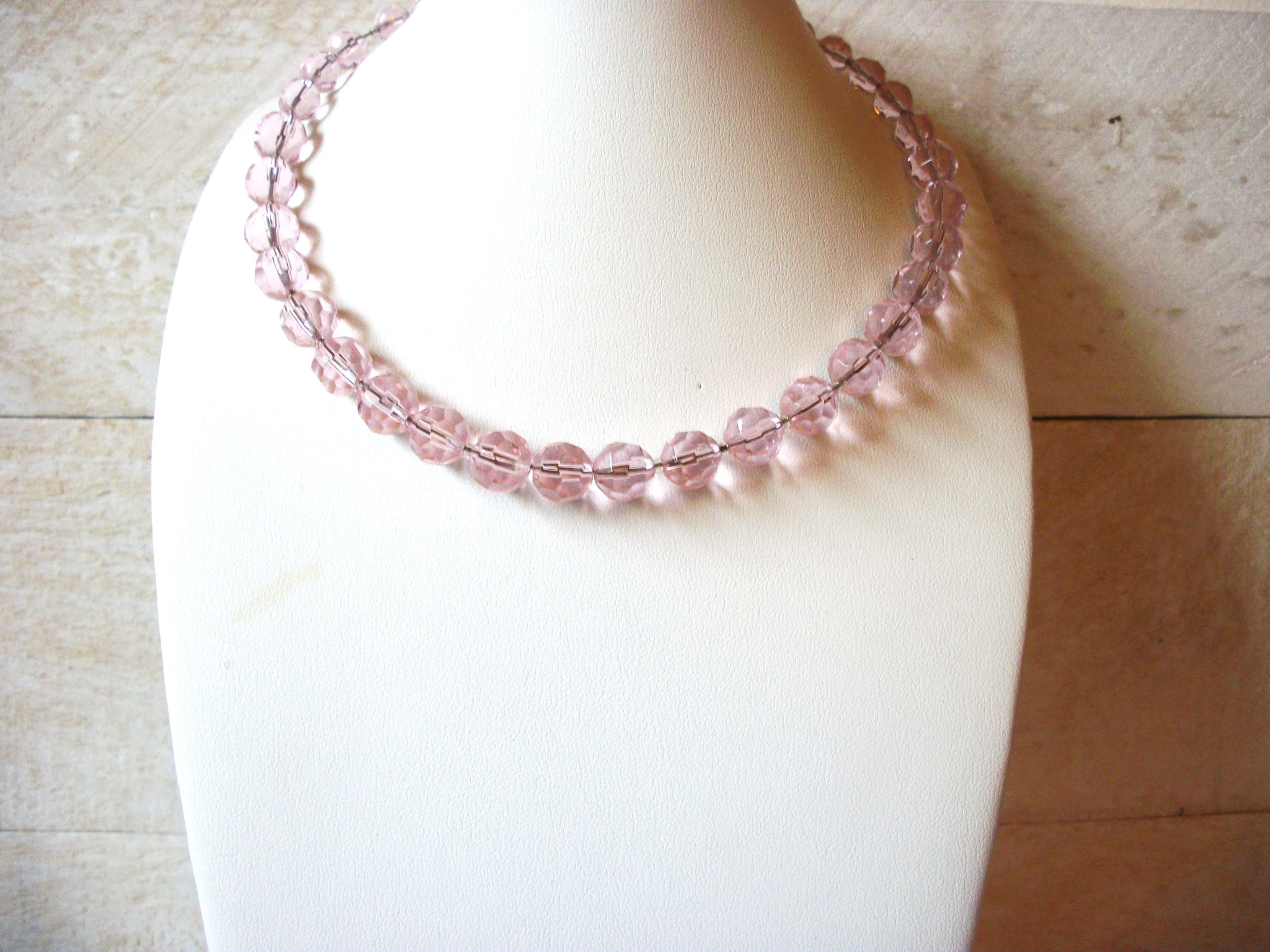 Retro Pink Glass Choker Necklace 51920
