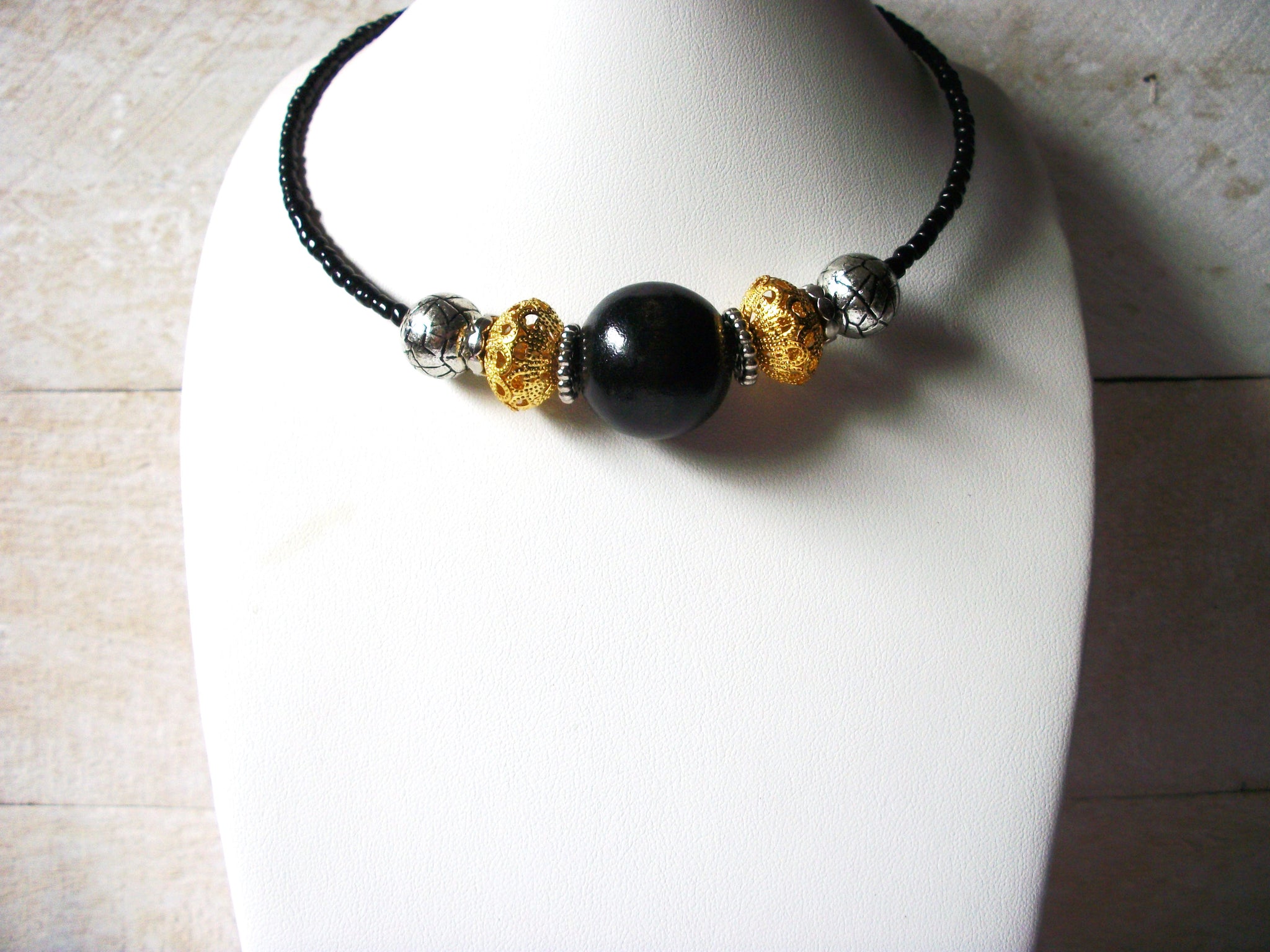 Retro Black Gold Choker Necklace 52020