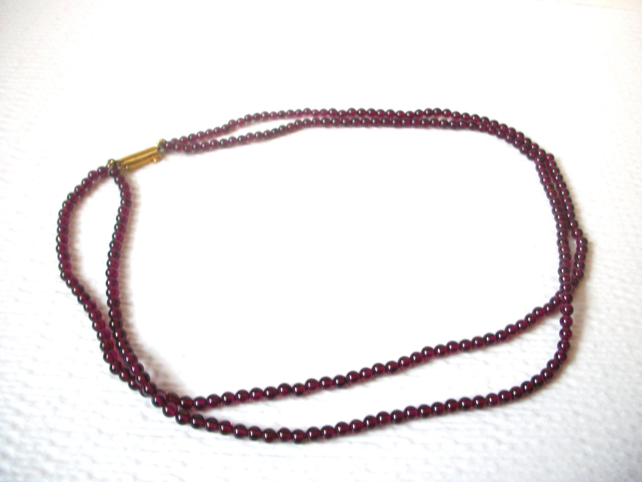 Vintage 1950s Dark Red Glass Necklace 112320