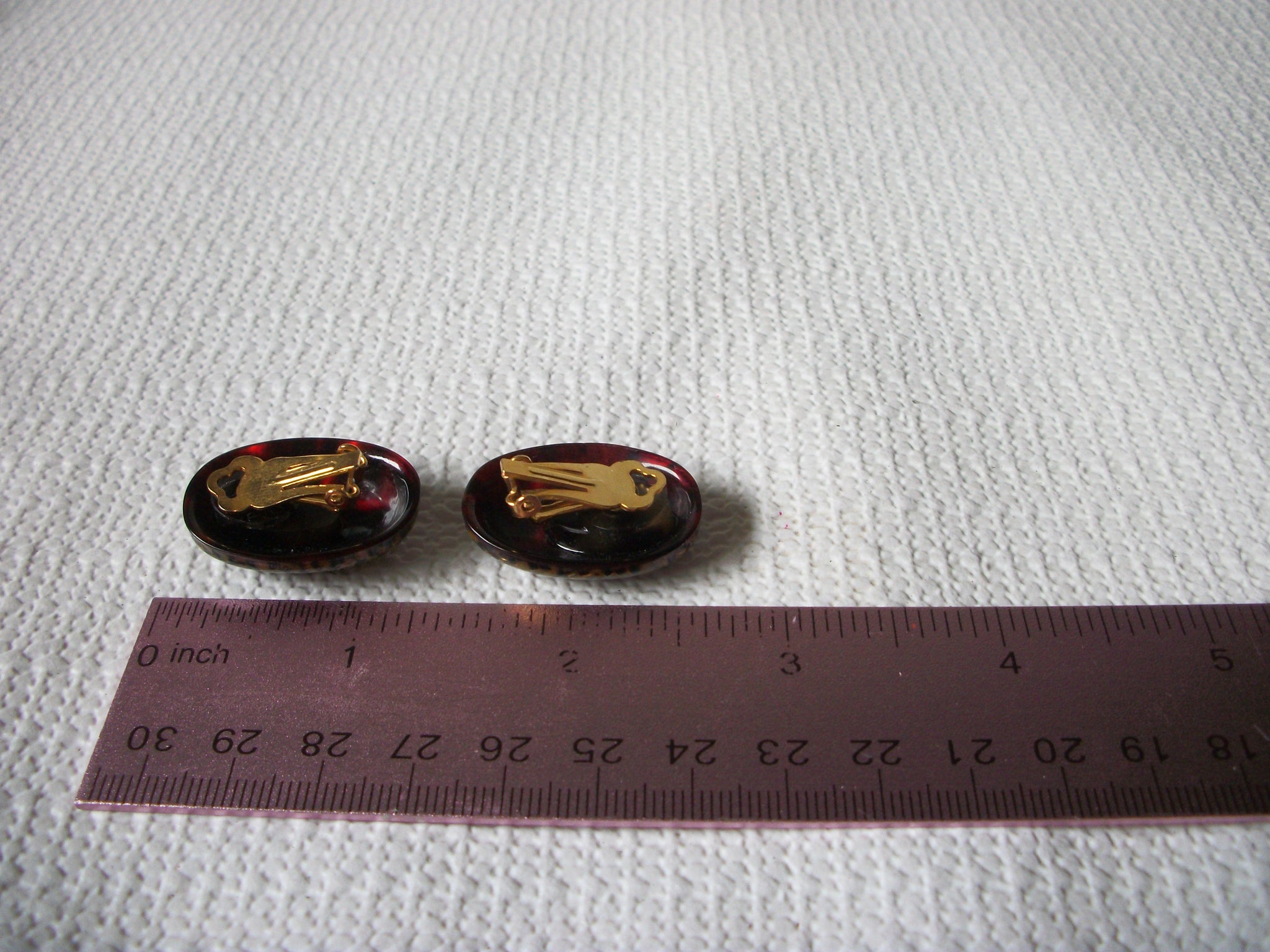 Vintage 1950 Olive Gold Burgundy Old Plastic Earrings 52020