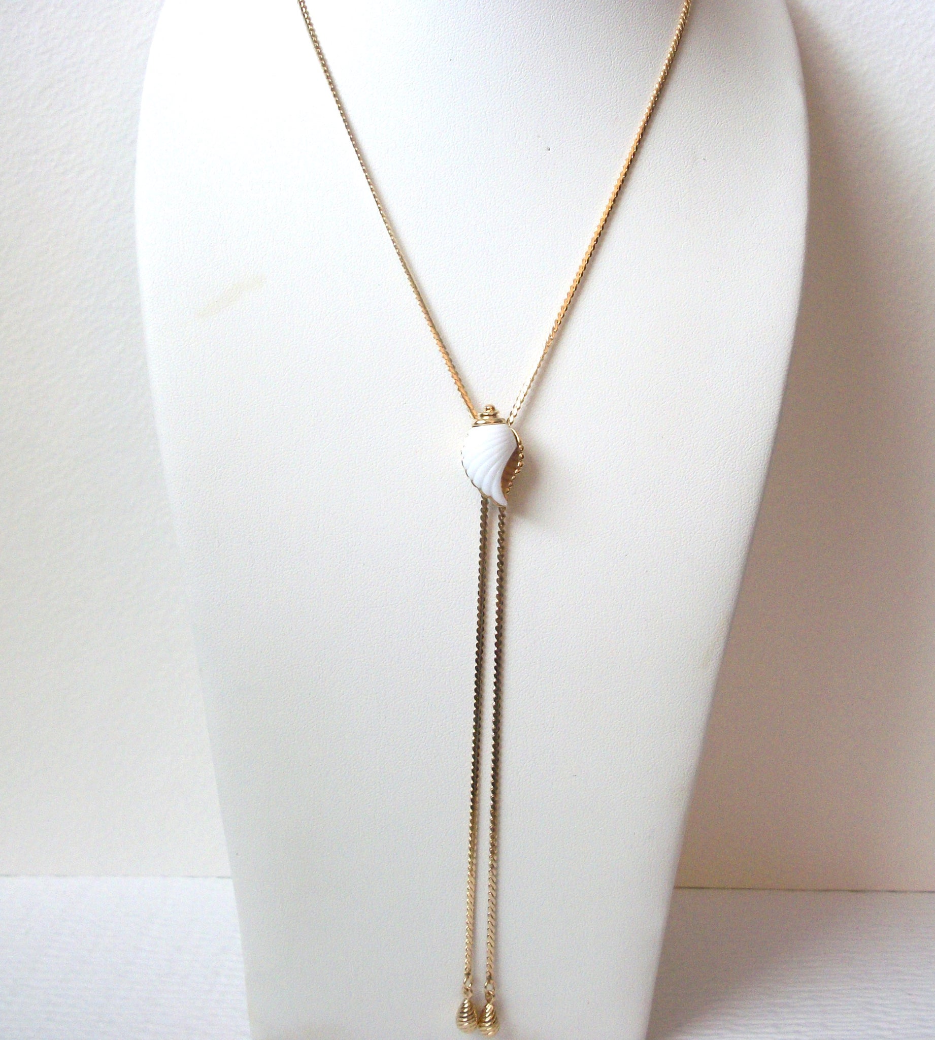 Vintage 1985 AVON Sea Swirls Lariat Necklace 112920