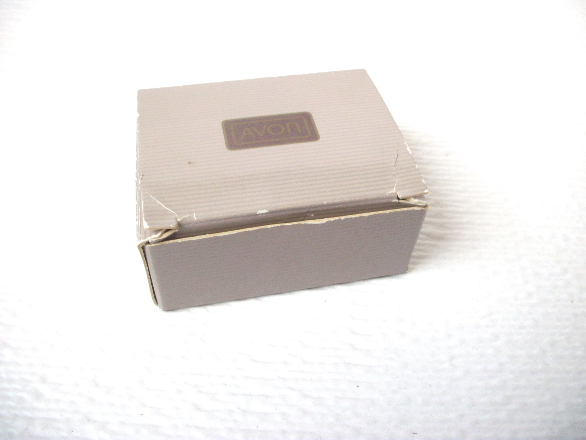 Vintage AVON Burst Of Spring Earrings 112820