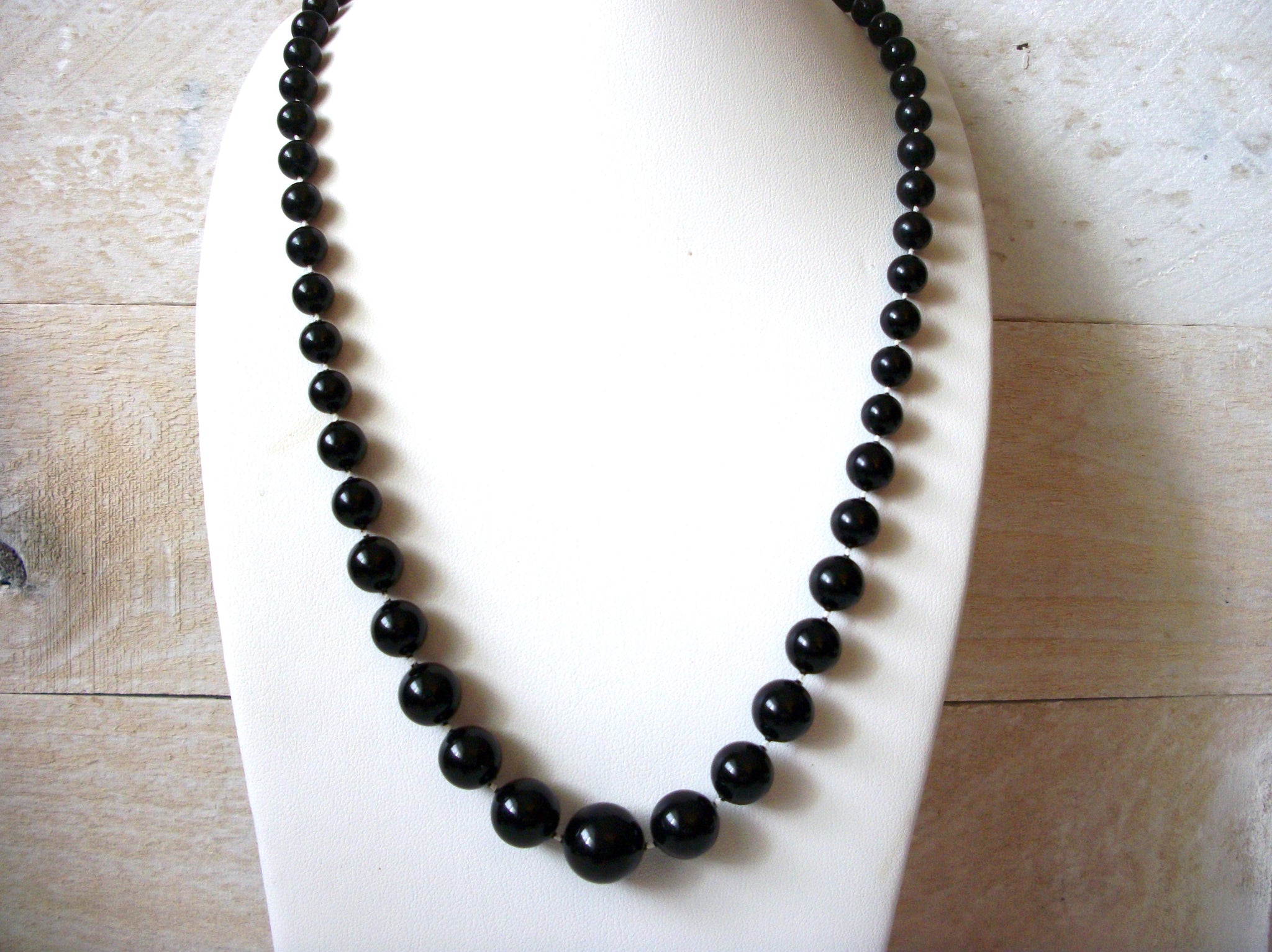 Black Retro Necklace 52220