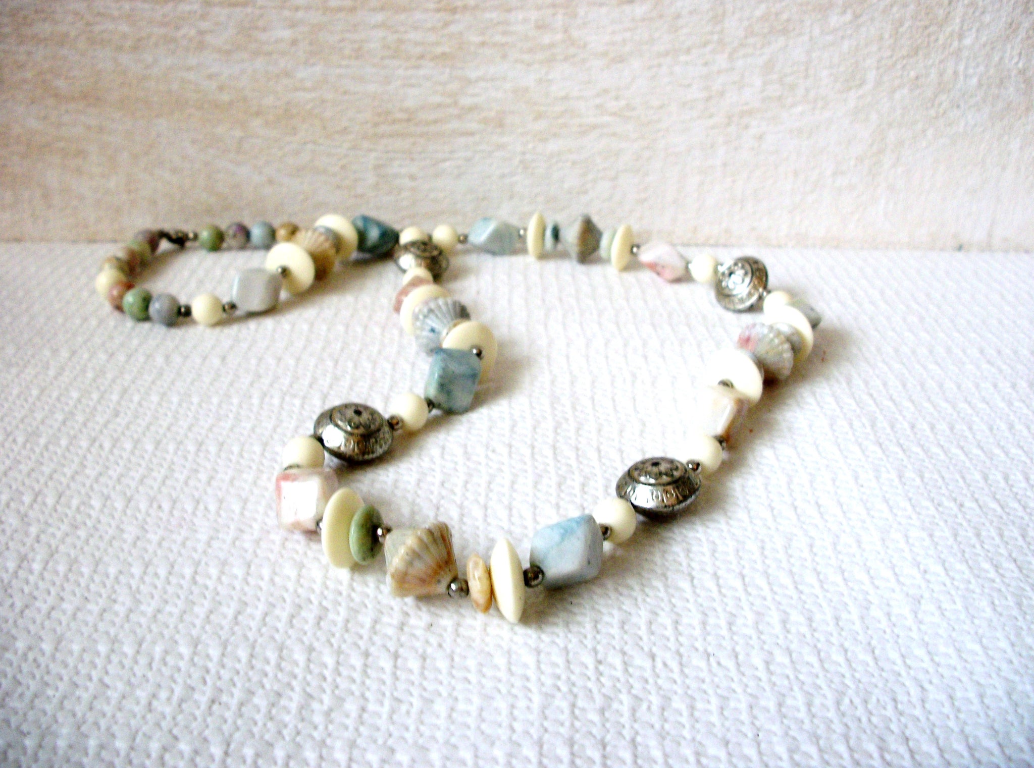 Retro Pastels Necklace 52220