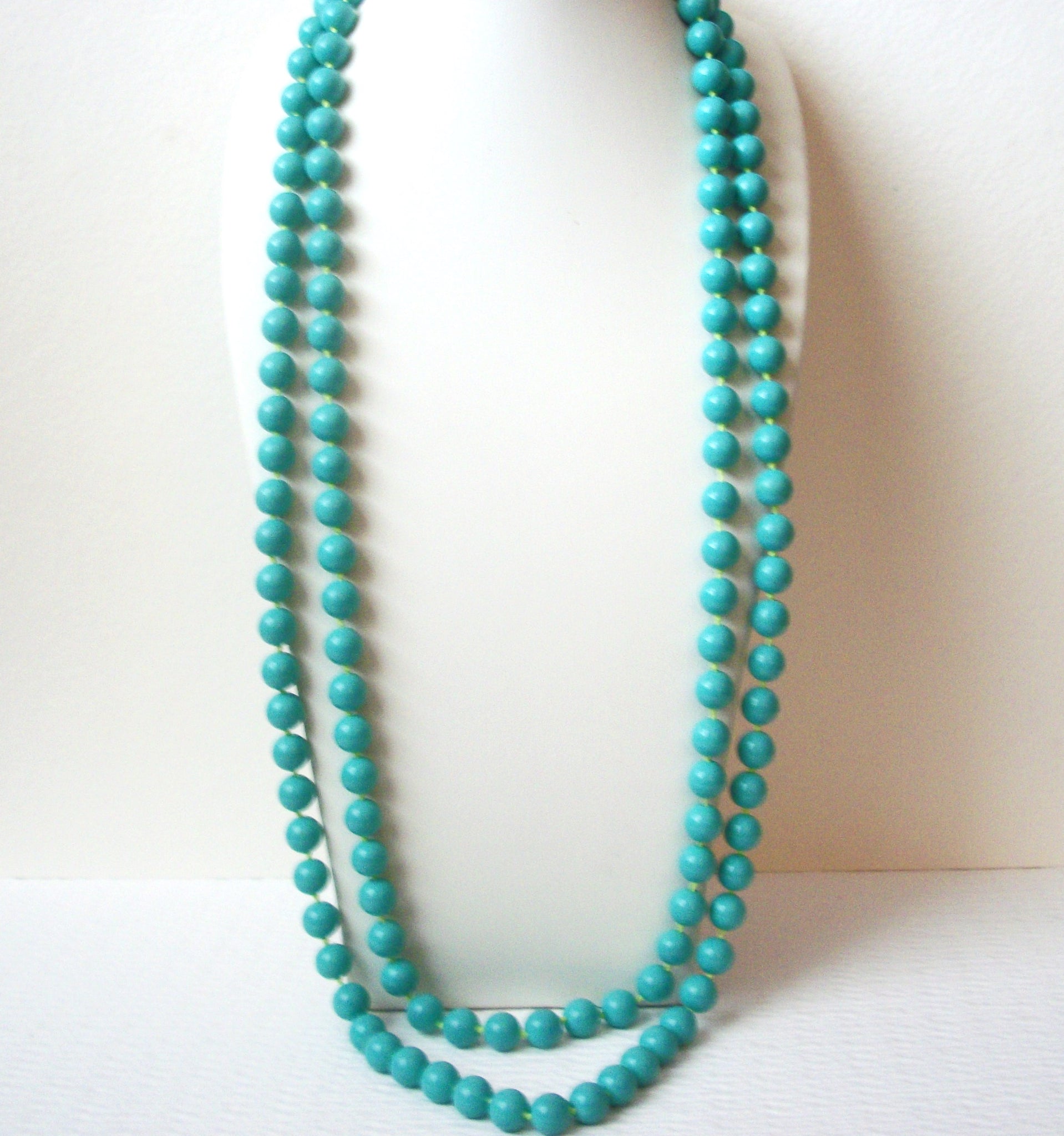 Long Retro Blue Turquoise Glass Beads Necklace 112620