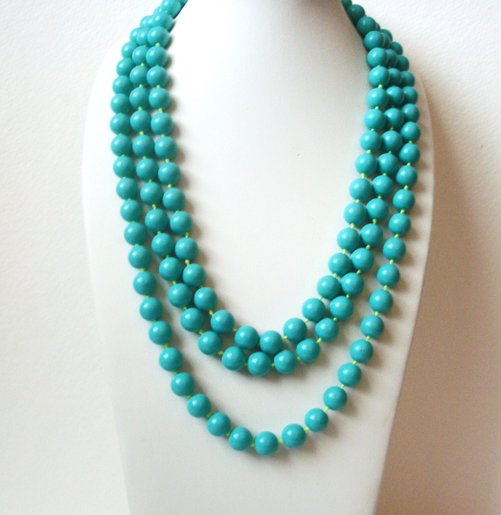 Long Retro Blue Turquoise Glass Beads Necklace 112620
