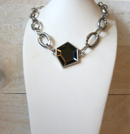 Retired Vintage LIMITED Glass Necklace 52320