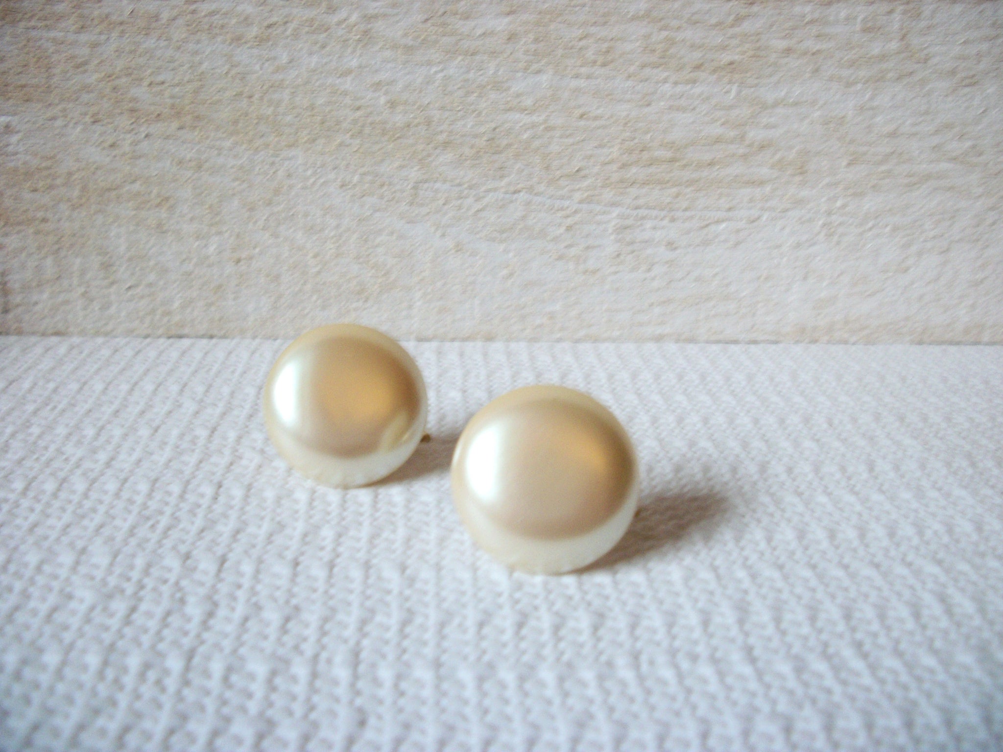 Vintage 1950s Faux Pearl Earrings 52320
