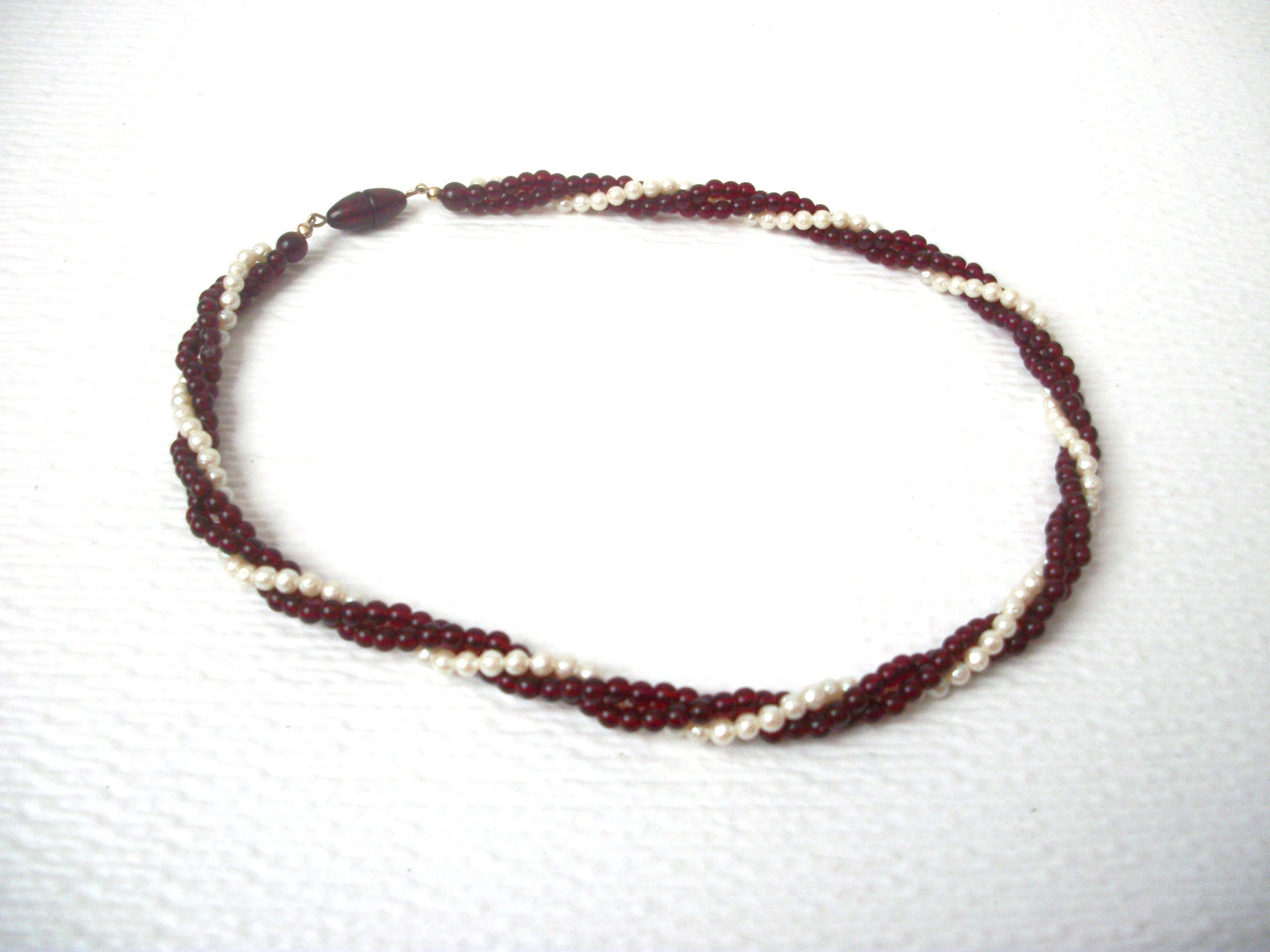 Vintage Faux Pearl Lucite Necklace 112720