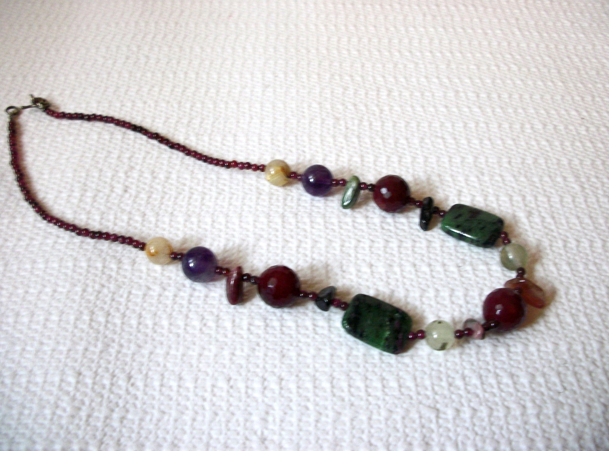 Vintage Glass Stones Necklace 42120