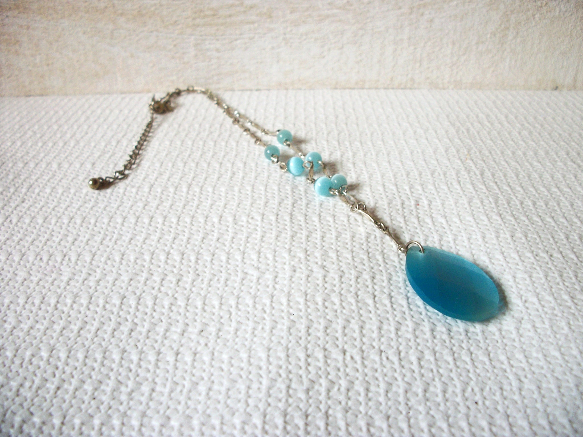 Avon Blue Pendant Necklace 52520