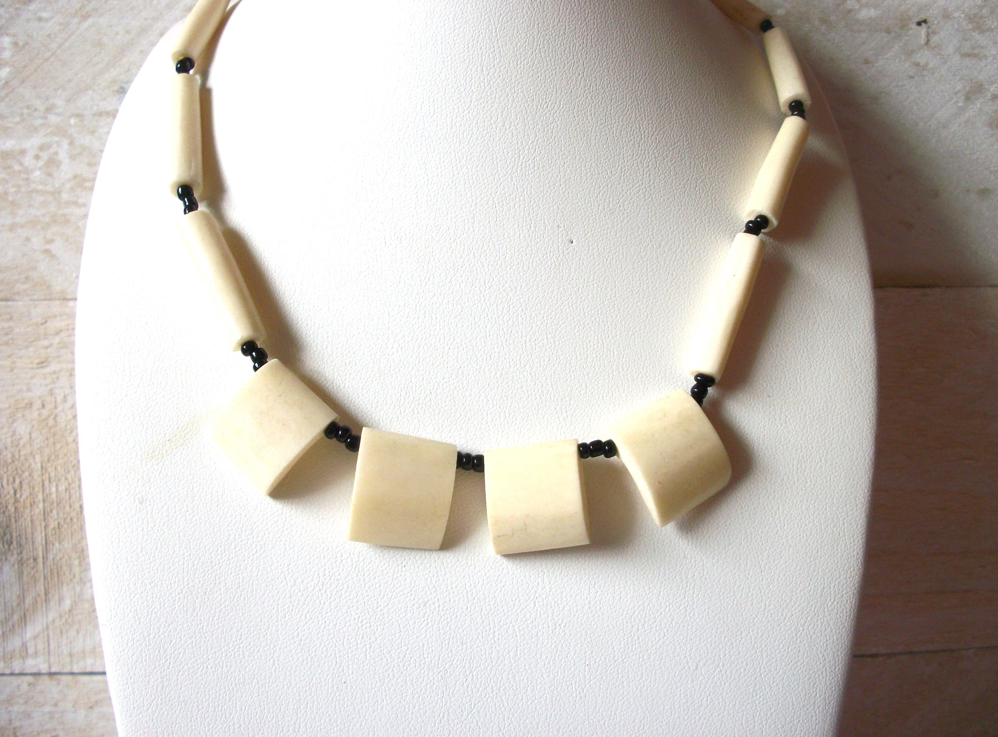 Vintage Bone Necklace 52620