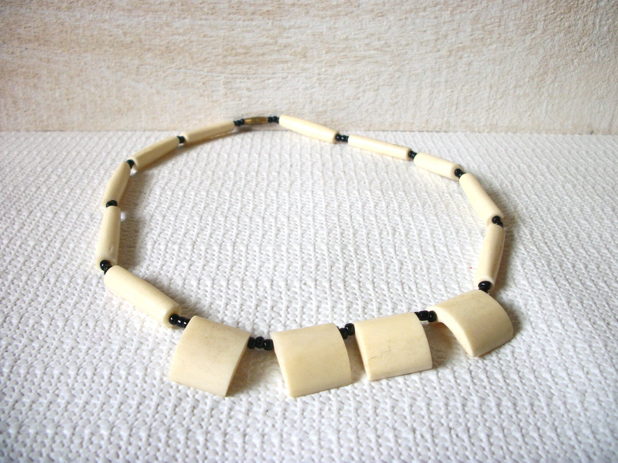 Vintage Bone Necklace 52620