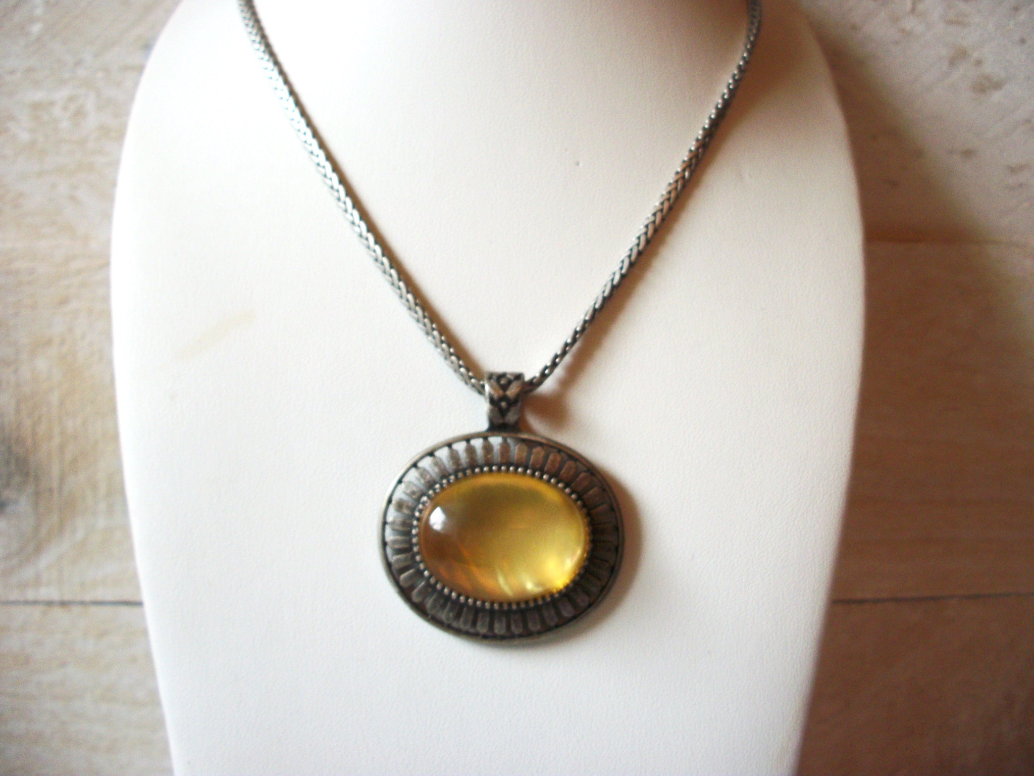 Lia Sophia Vintage Necklace 52620