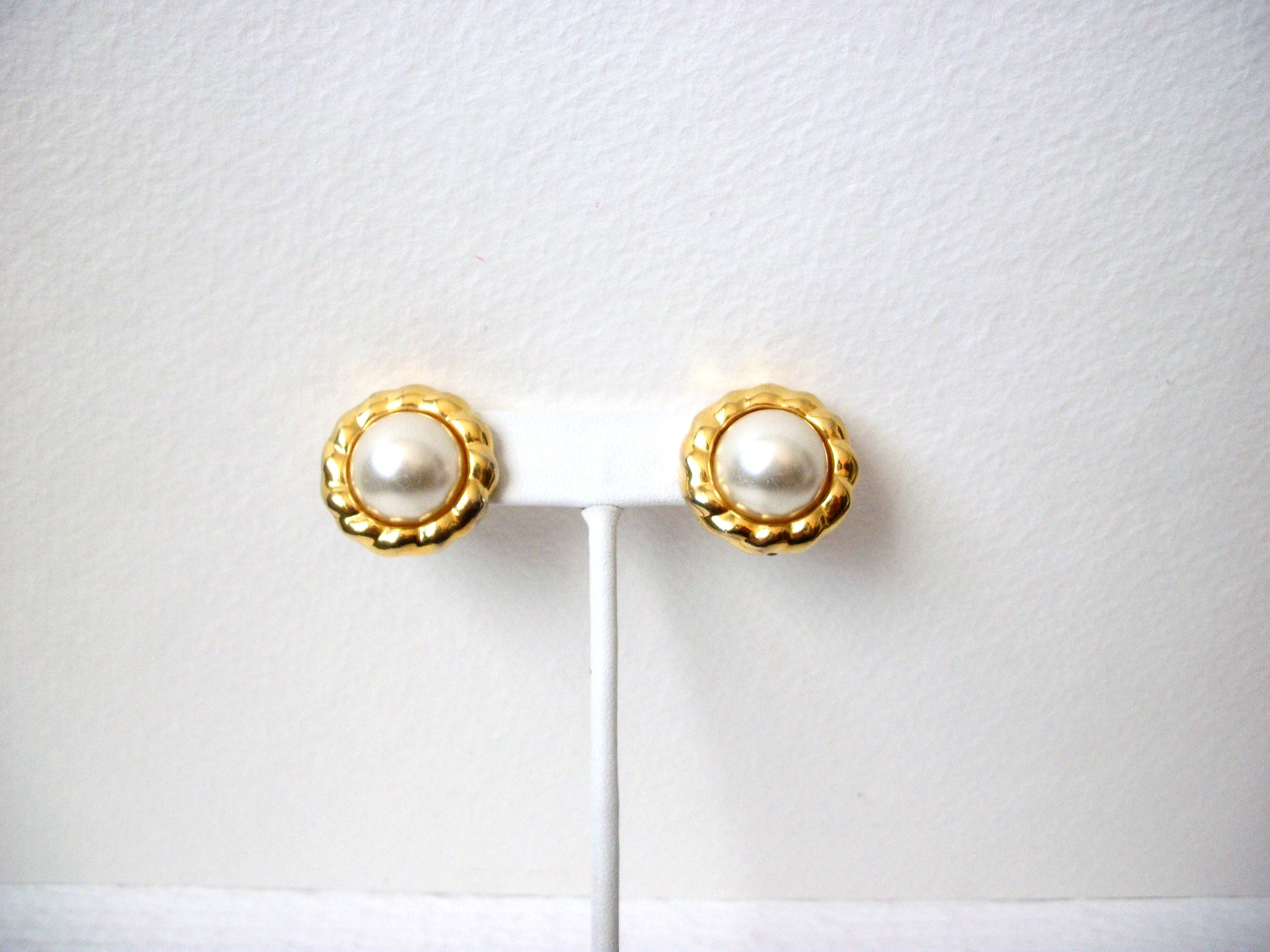 Vintage1950s Faux Pearl Earrings 112920