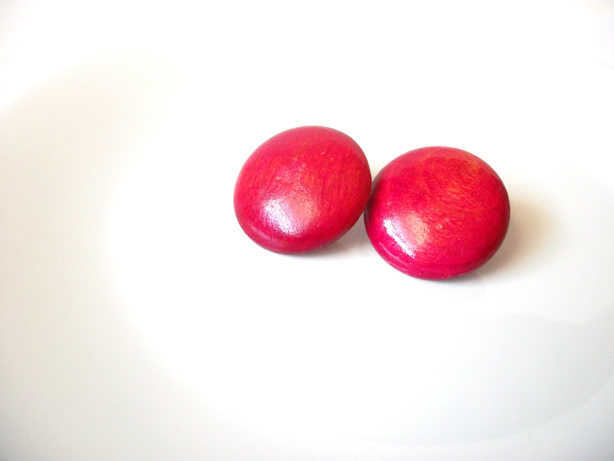 Retro Red Wood Dome Earrings 120520